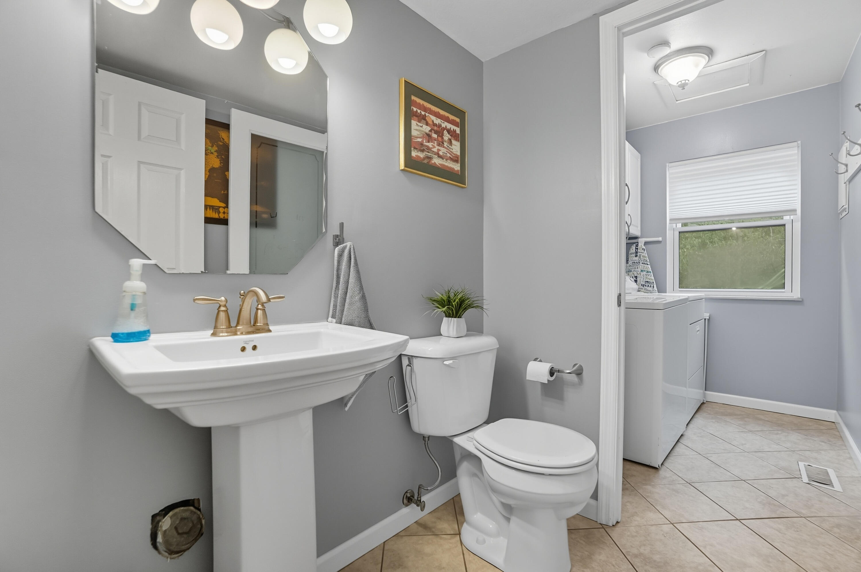 6501 Woodville Drive, Dayton, Ohio 45414