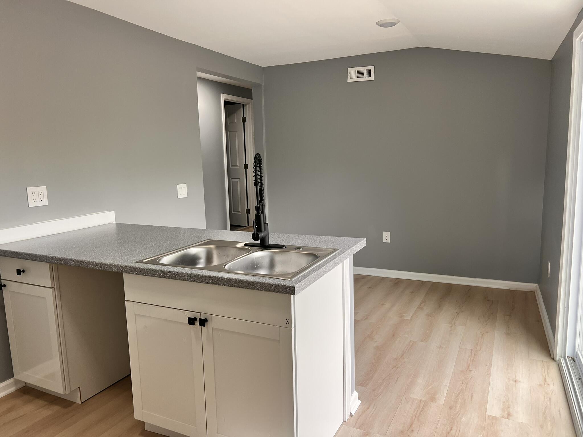 1015 Hillcrest Avenue, Springfield, Ohio 45504