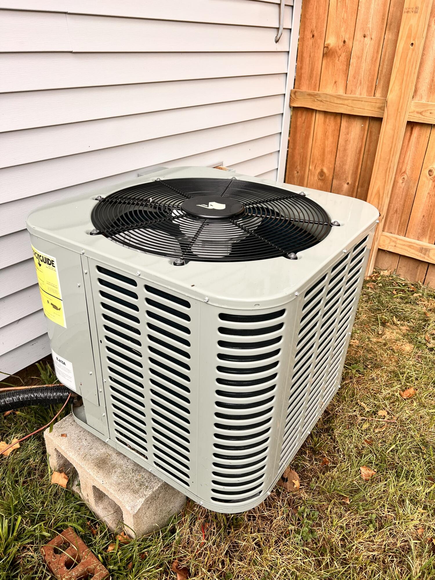 1015 Hillcrest Avenue, Springfield, Ohio 45504