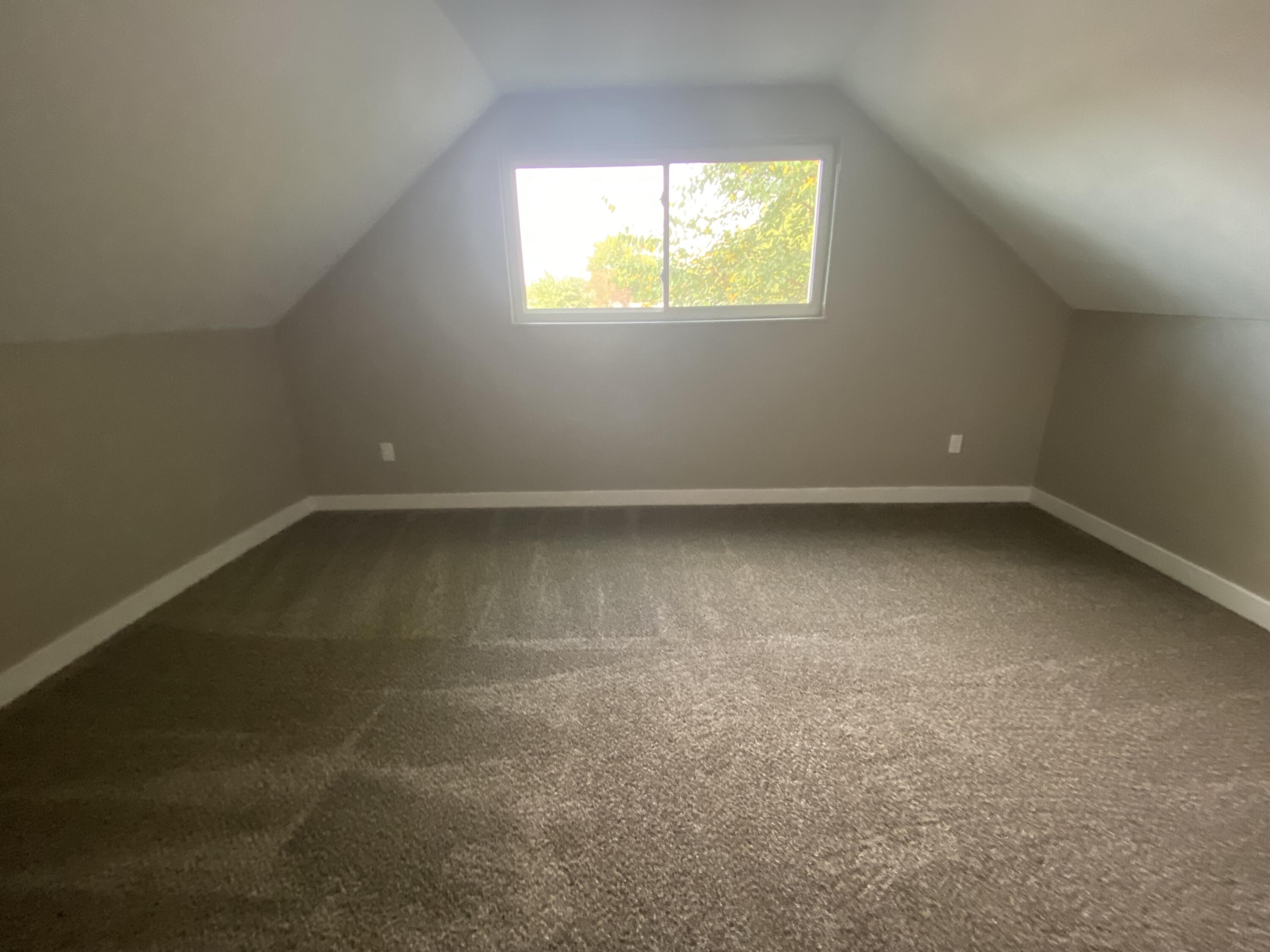 1329 Lee Road, Troy, Ohio 45373