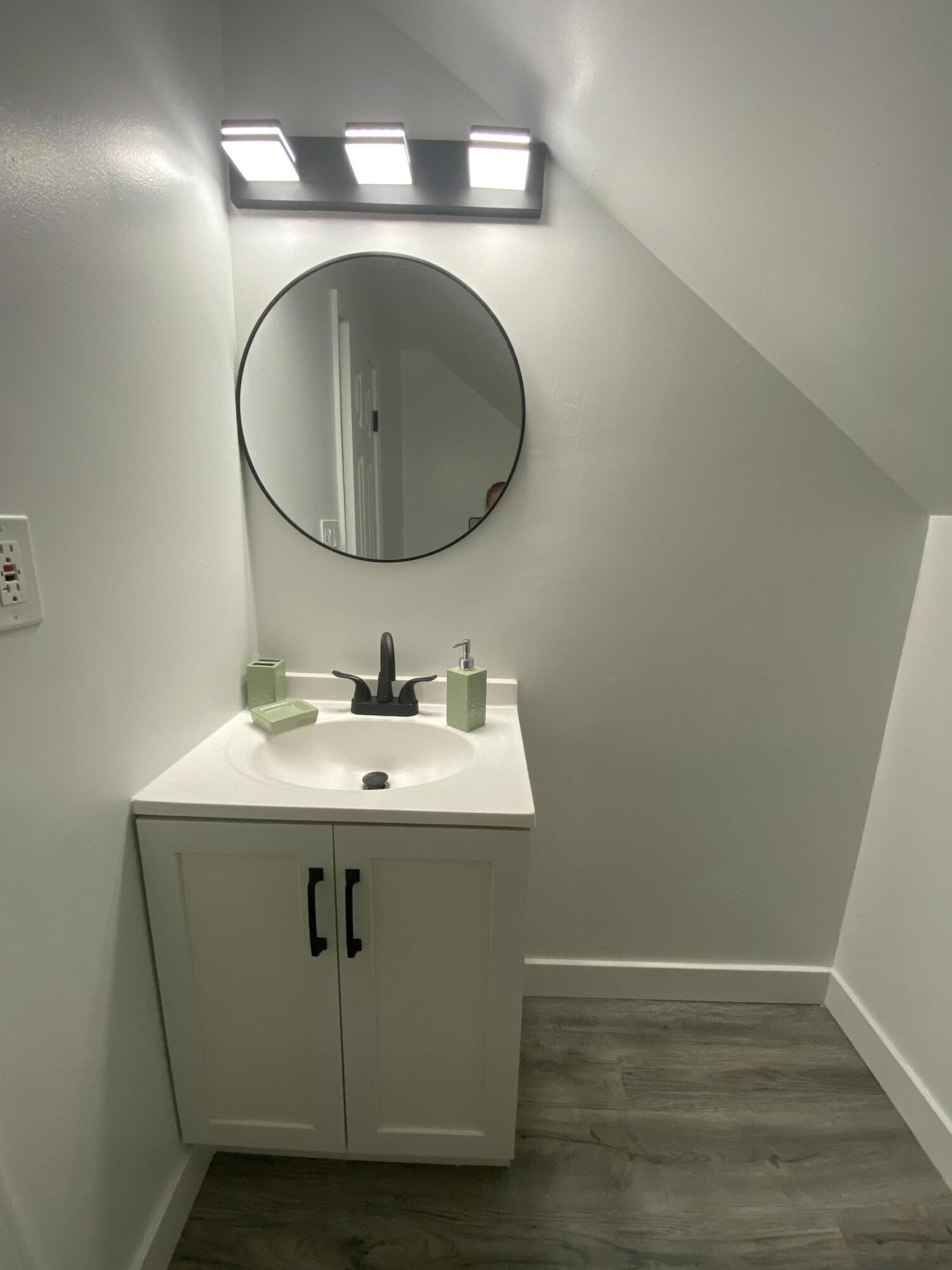 1329 Lee Road, Troy, Ohio 45373