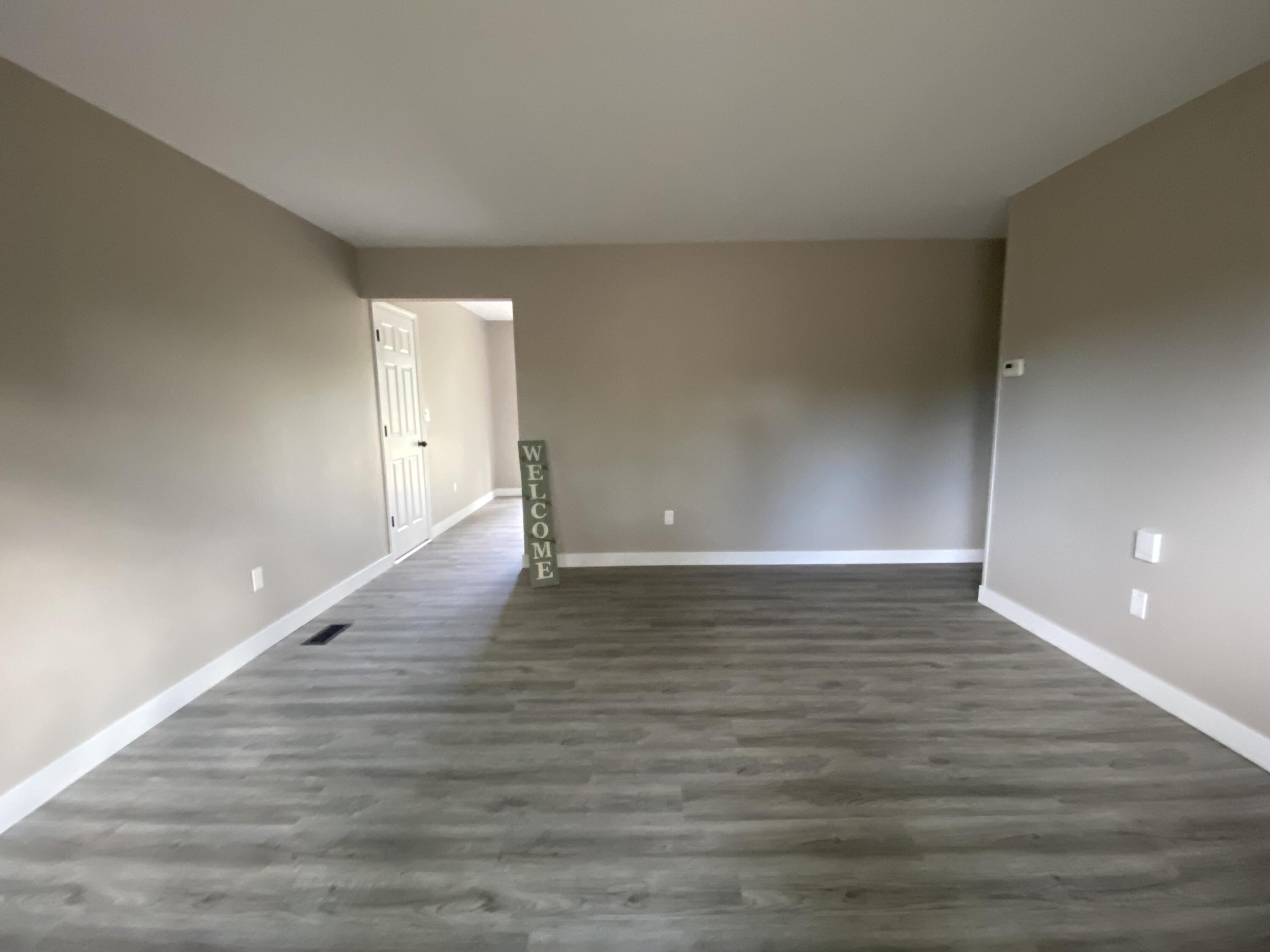 1329 Lee Road, Troy, Ohio 45373