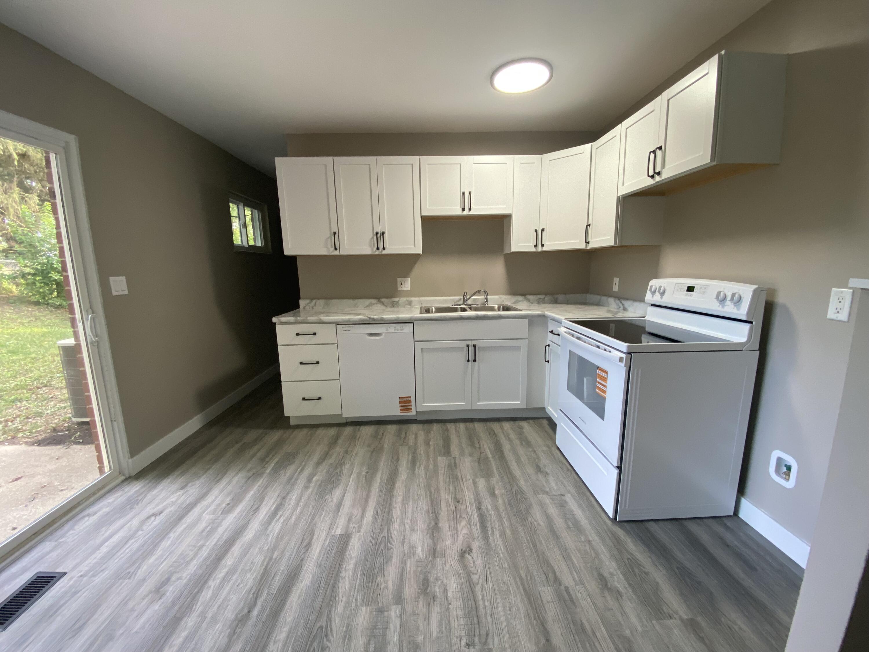 1329 Lee Road, Troy, Ohio 45373