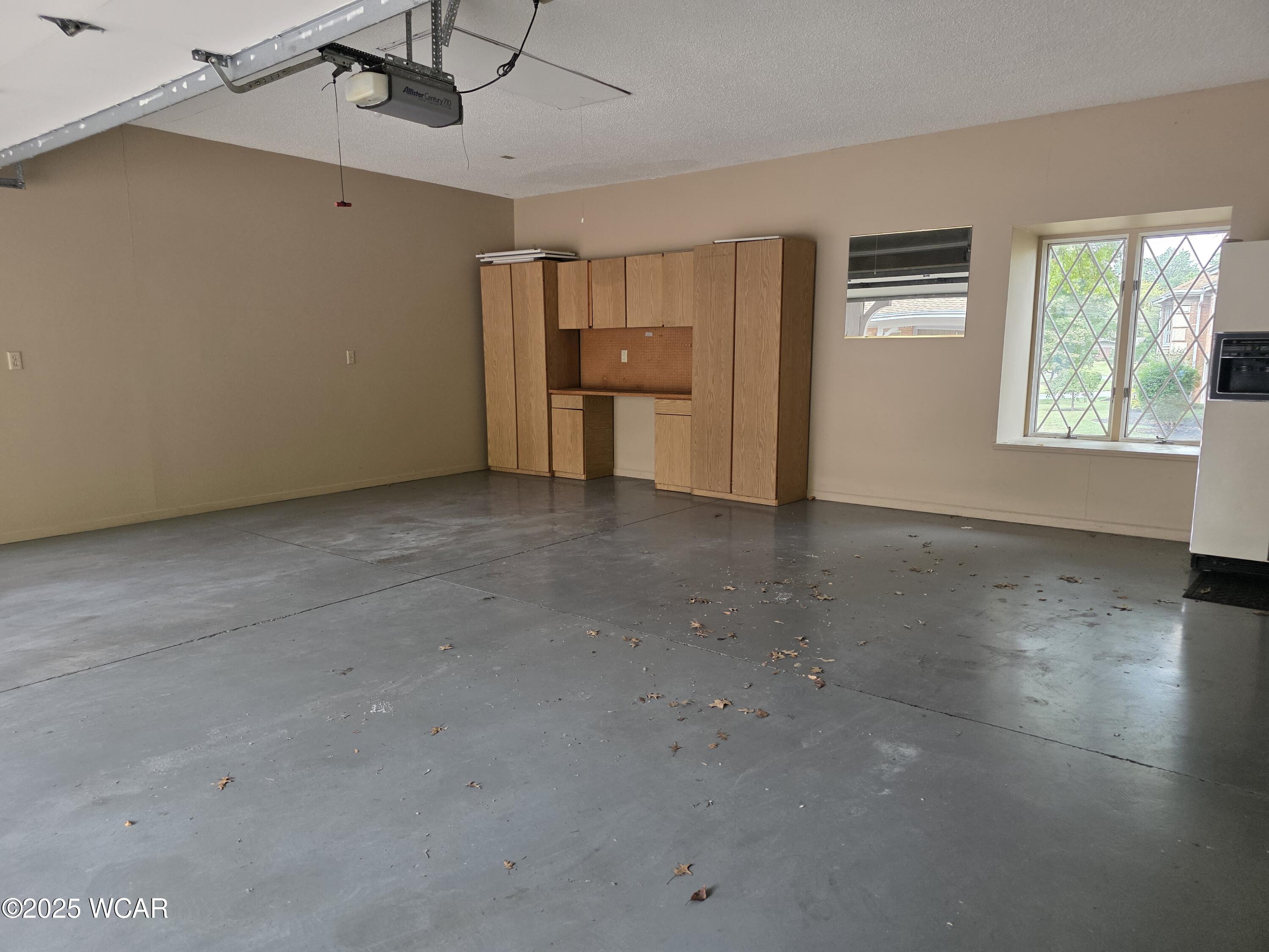 2635 Adgate Road, Lima, Ohio