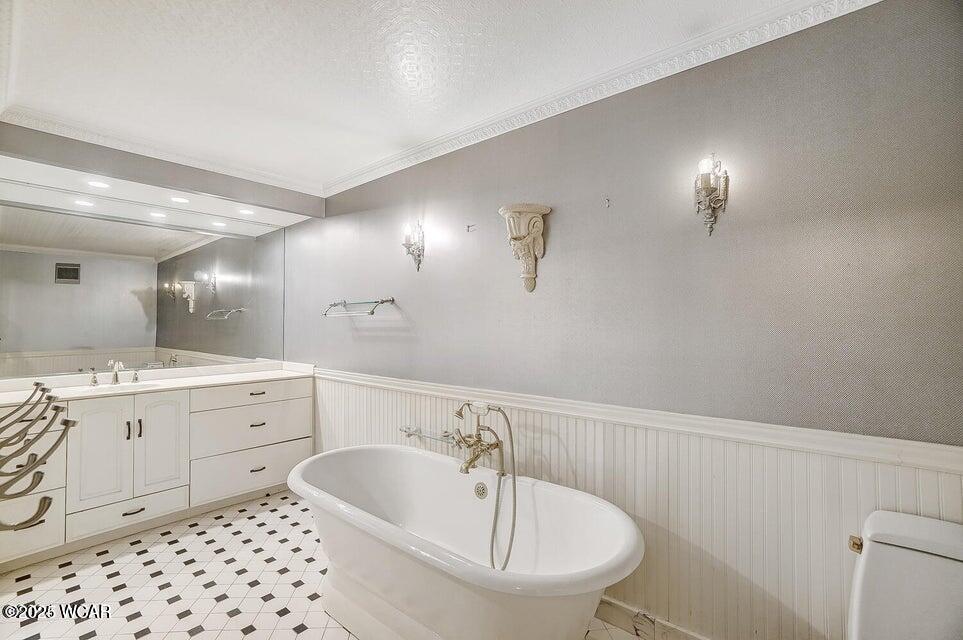 2635 Adgate Road, Lima, Ohio