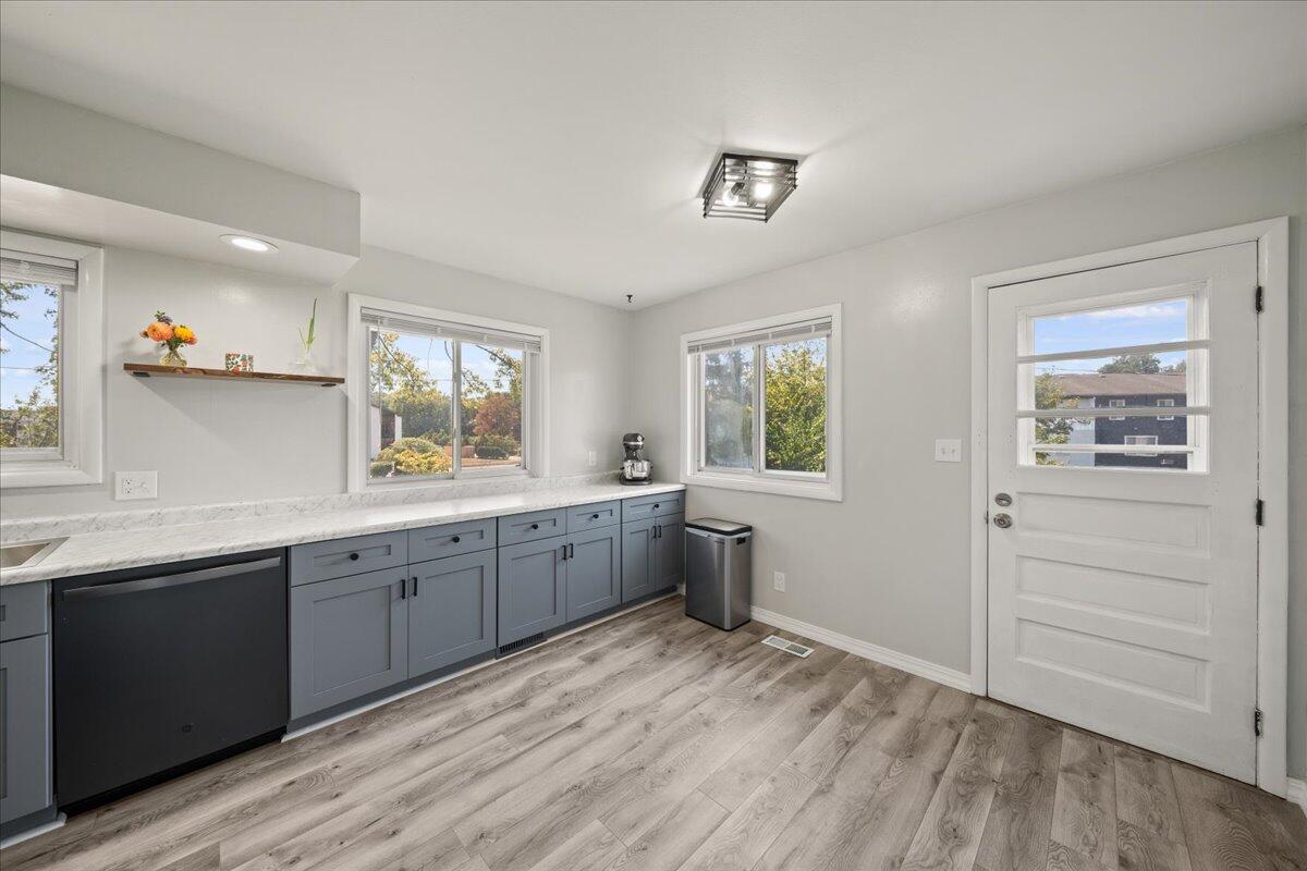 4533 Drayton Court, Kettering, Ohio 45440