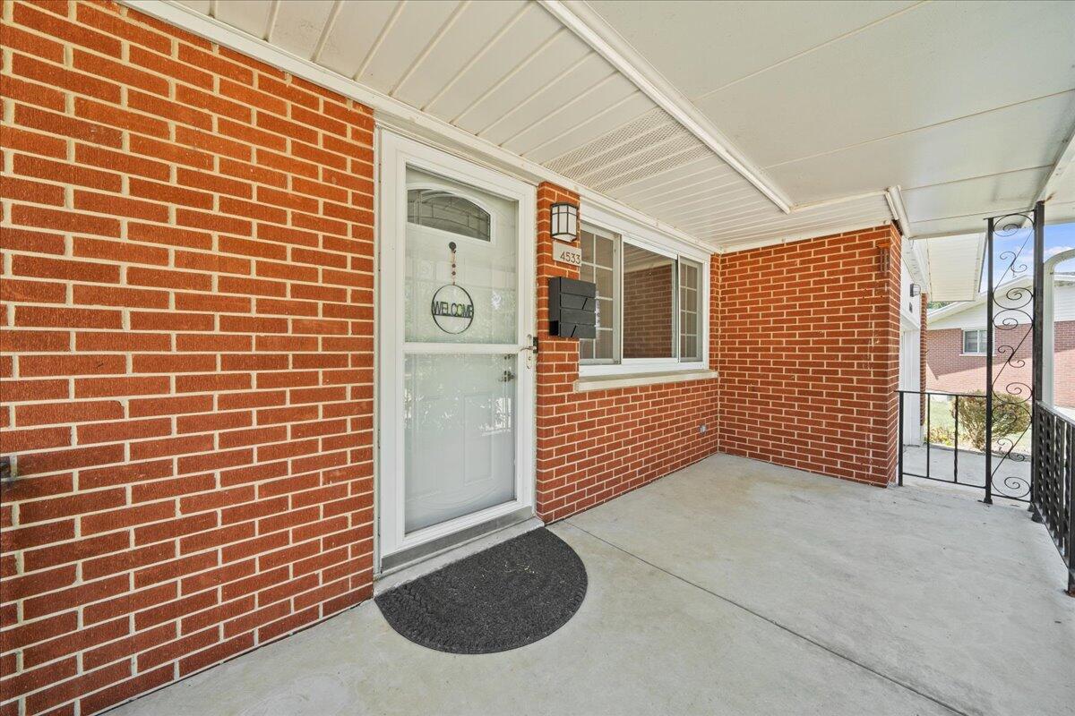 4533 Drayton Court, Kettering, Ohio 45440