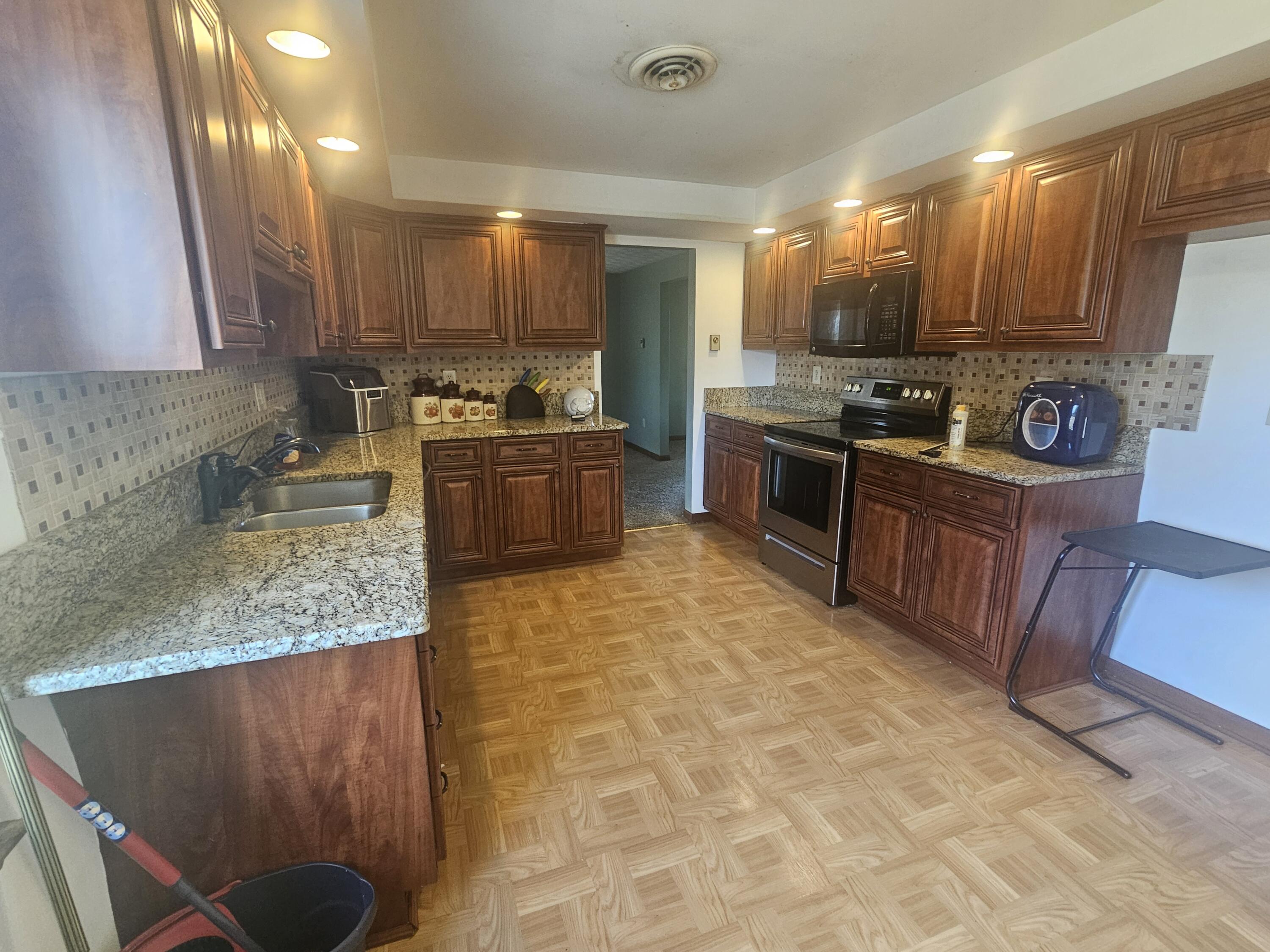 101 Maple Drive, Saint Paris, Ohio 43072