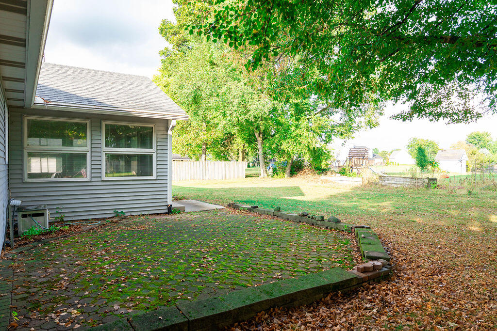 341 Eastview Drive, Urbana, Ohio 43078