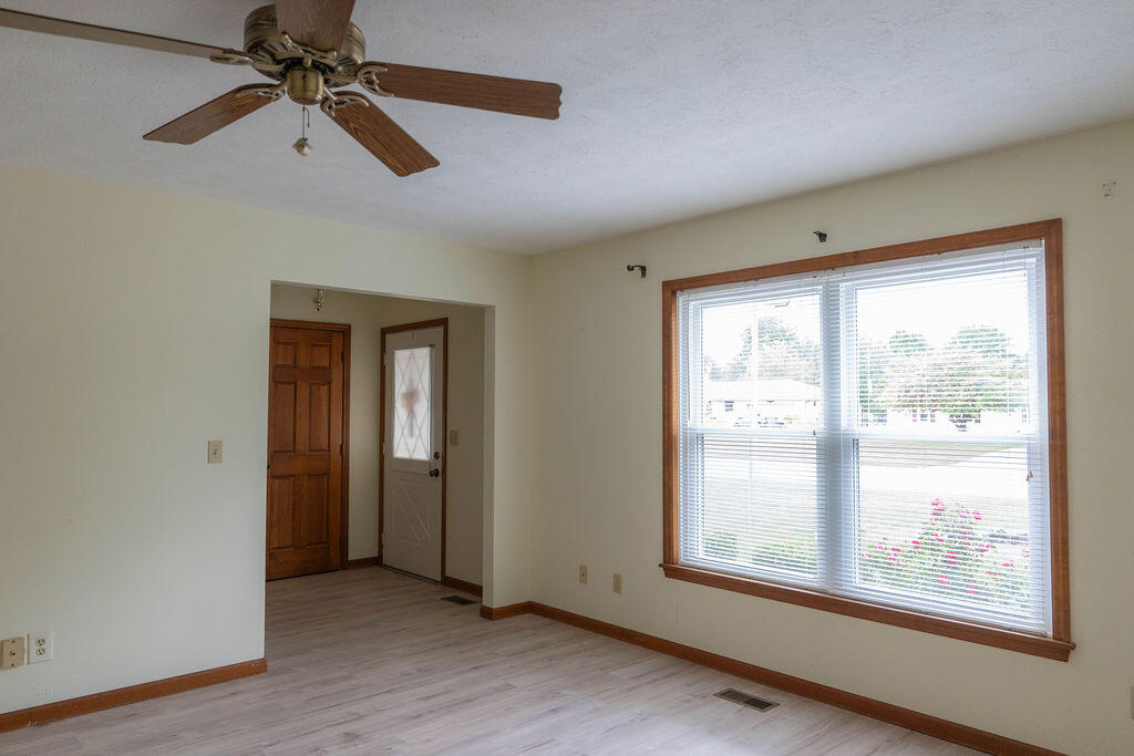 341 Eastview Drive, Urbana, Ohio 43078