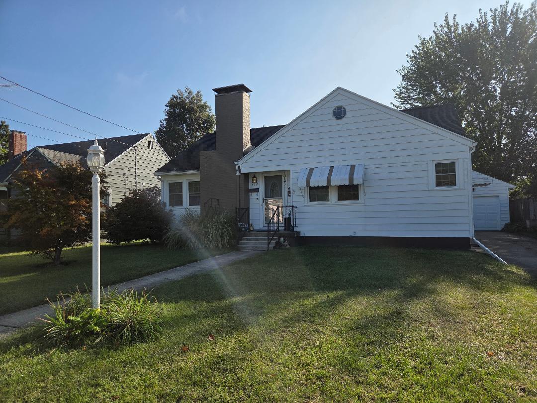 438 Lawnview Avenue, Springfield, Ohio 45505