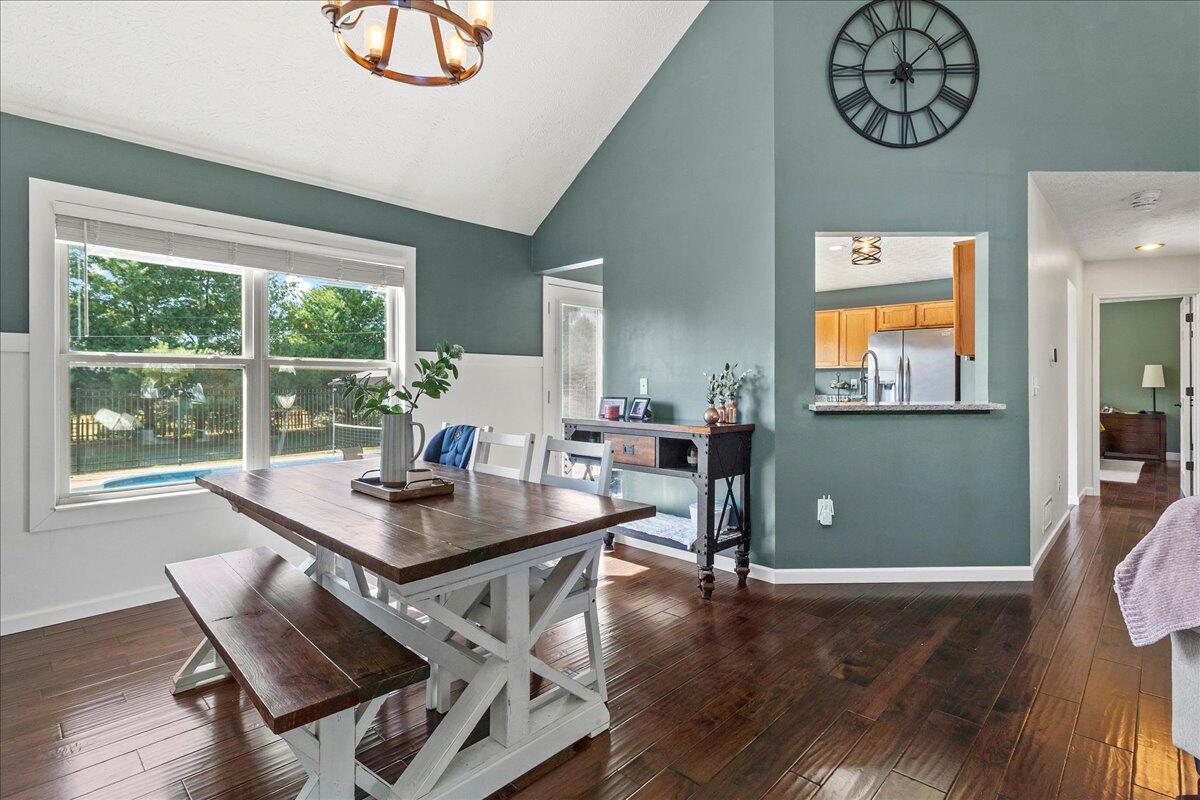 1530 Carmel Drive, Marysville, Ohio 43040