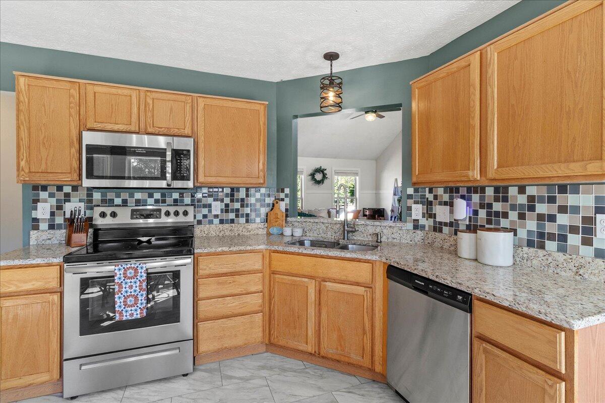 1530 Carmel Drive, Marysville, Ohio 43040