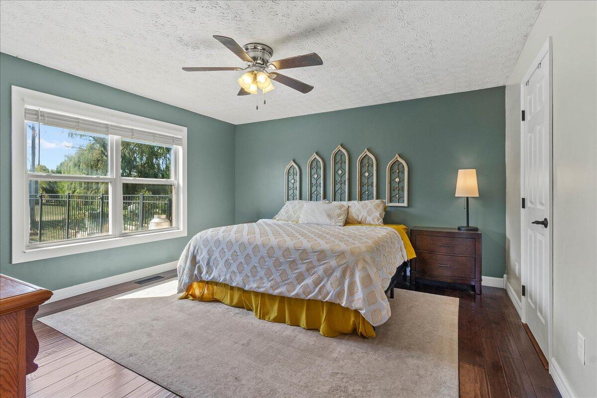 1530 Carmel Drive, Marysville, Ohio 43040