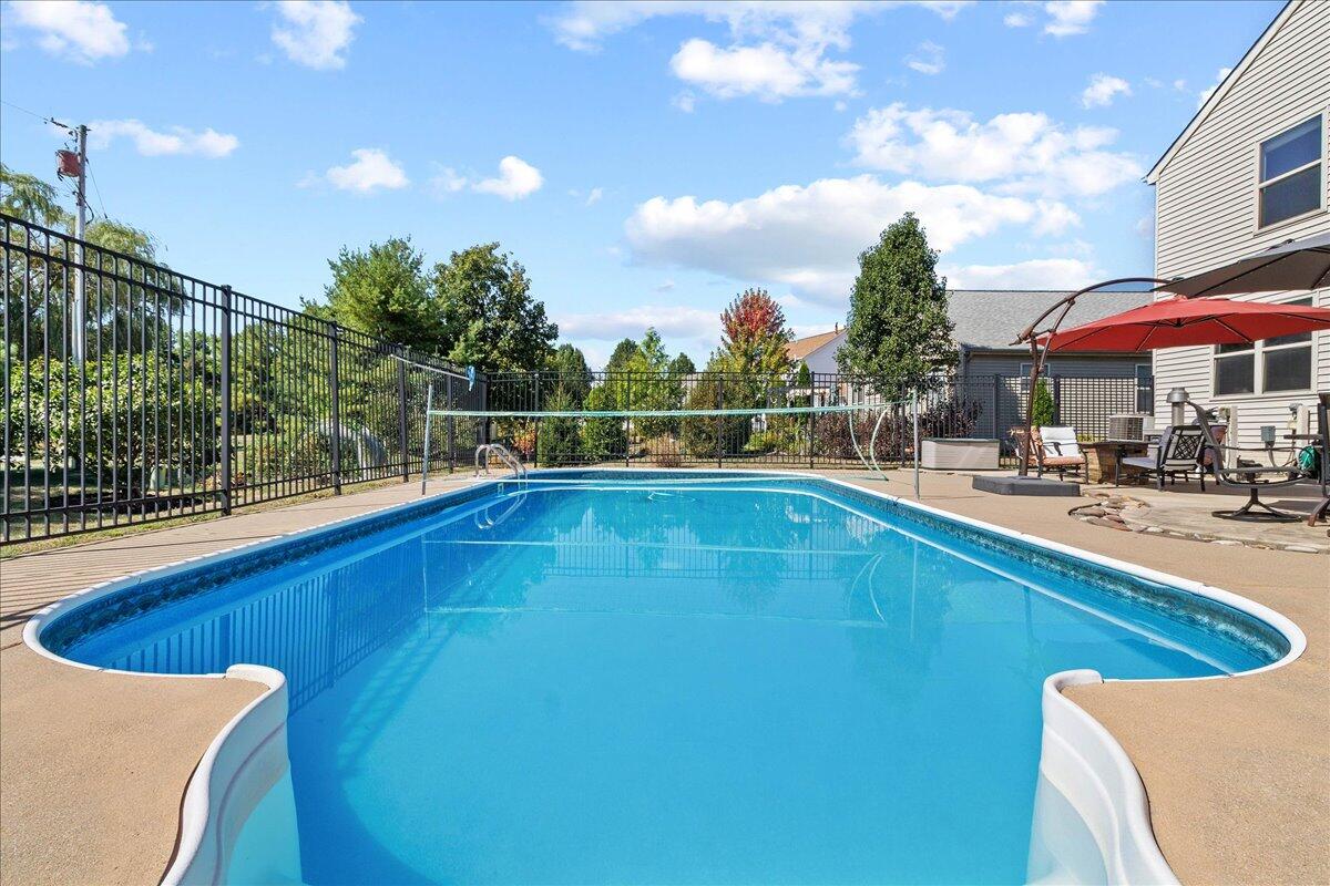 1530 Carmel Drive, Marysville, Ohio 43040