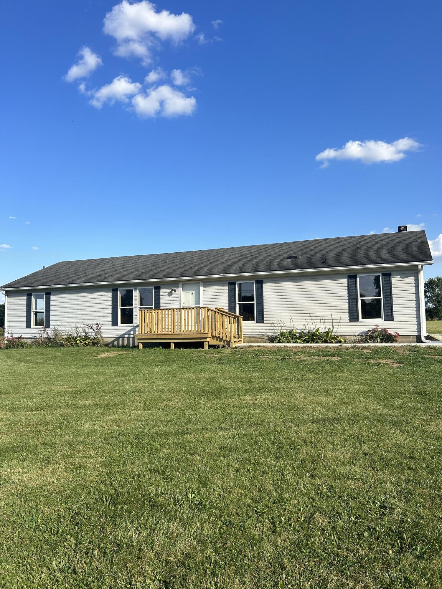 6985 Smith Road, Bradford, Ohio 45308