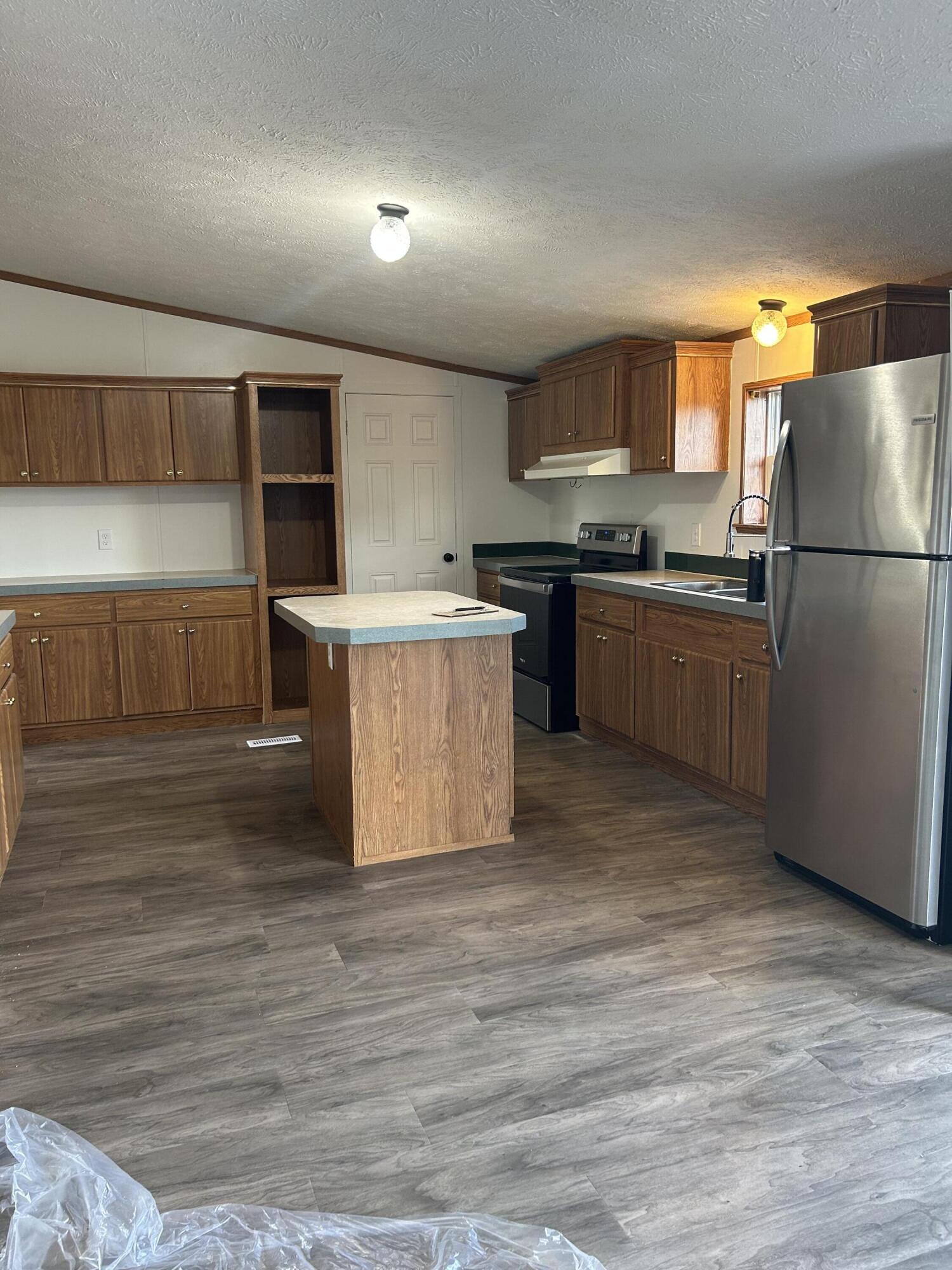 6985 Smith Road, Bradford, Ohio 45308