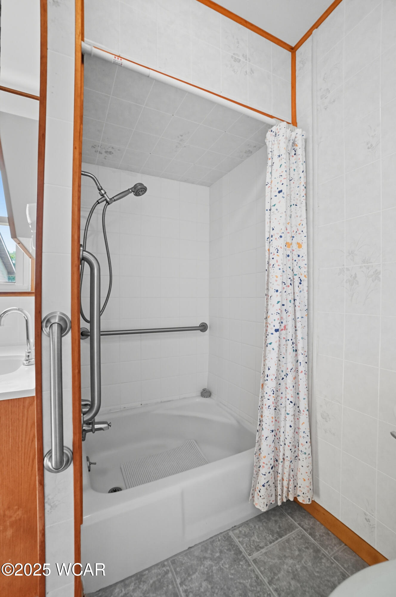 17 Walnut Street, Uniopolis, Ohio