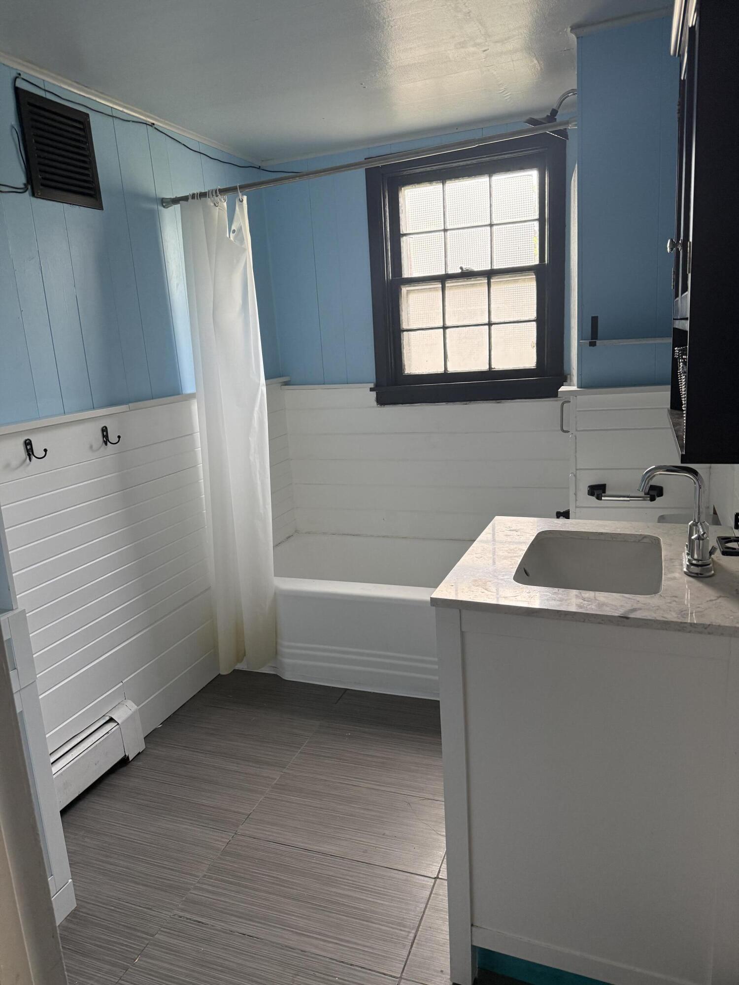 242 Washington Street, New Madison, Ohio 45346