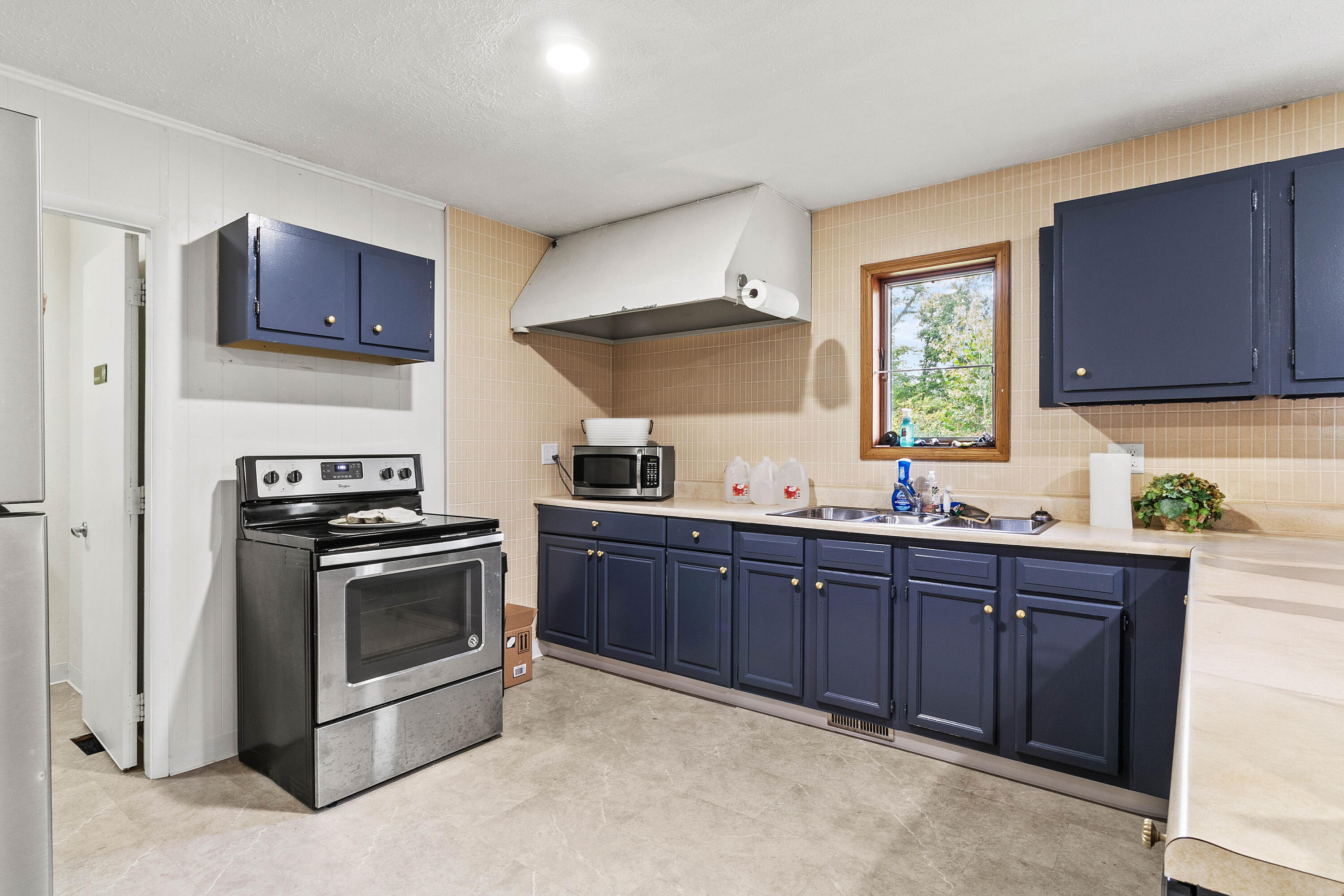 643 Bodey Circle, Urbana, Ohio 43078