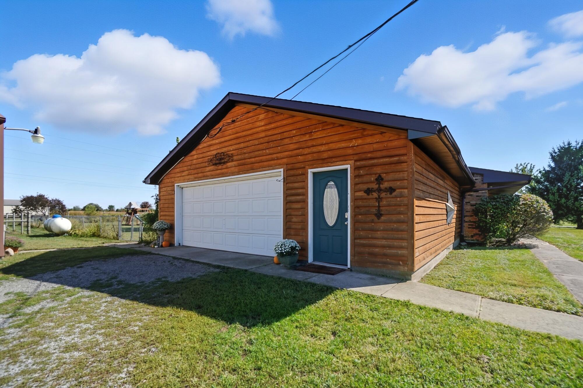 1855 Cool Road, Lima, Ohio 45806