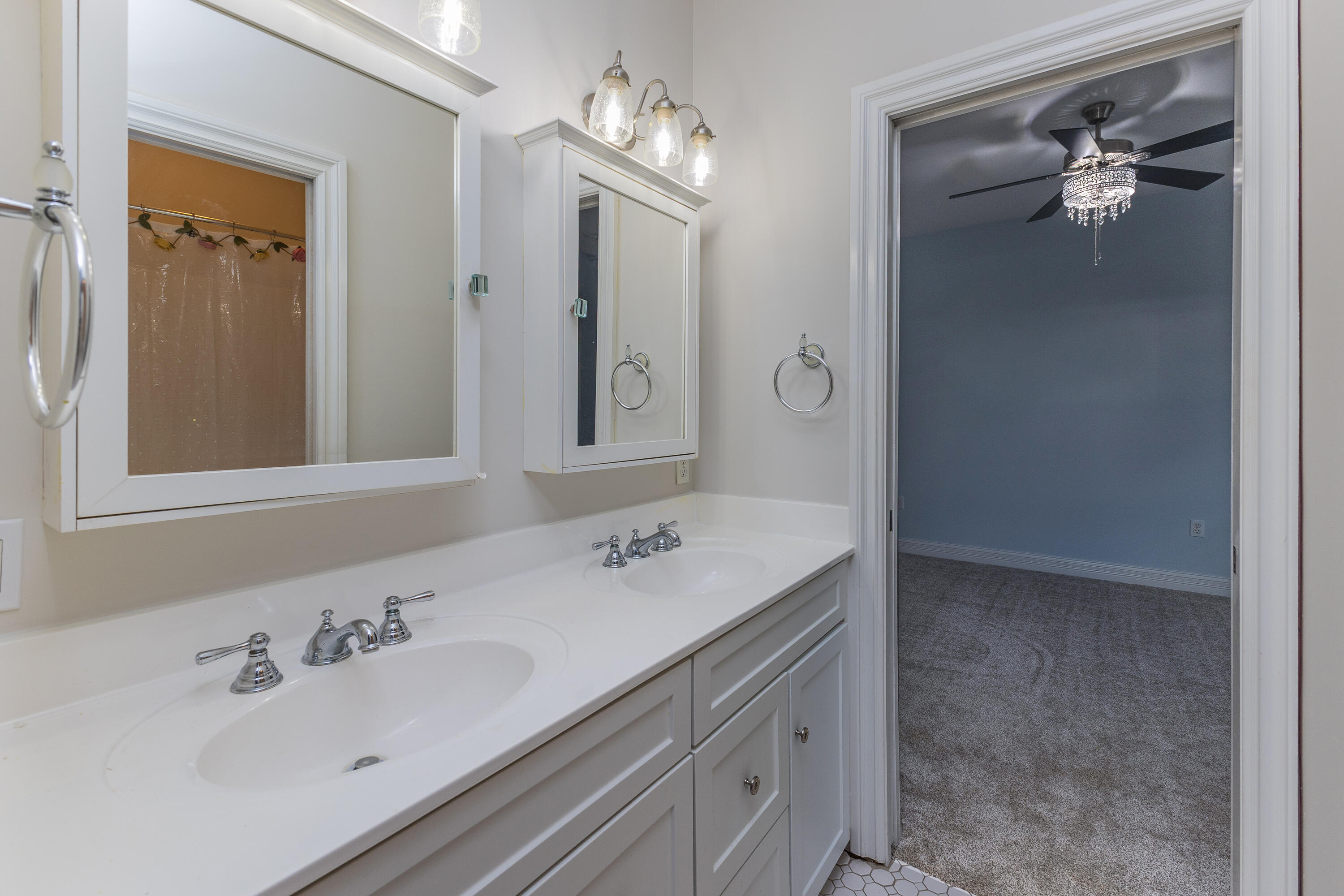 1800 Ash Meadow Court, Xenia, Ohio 45385