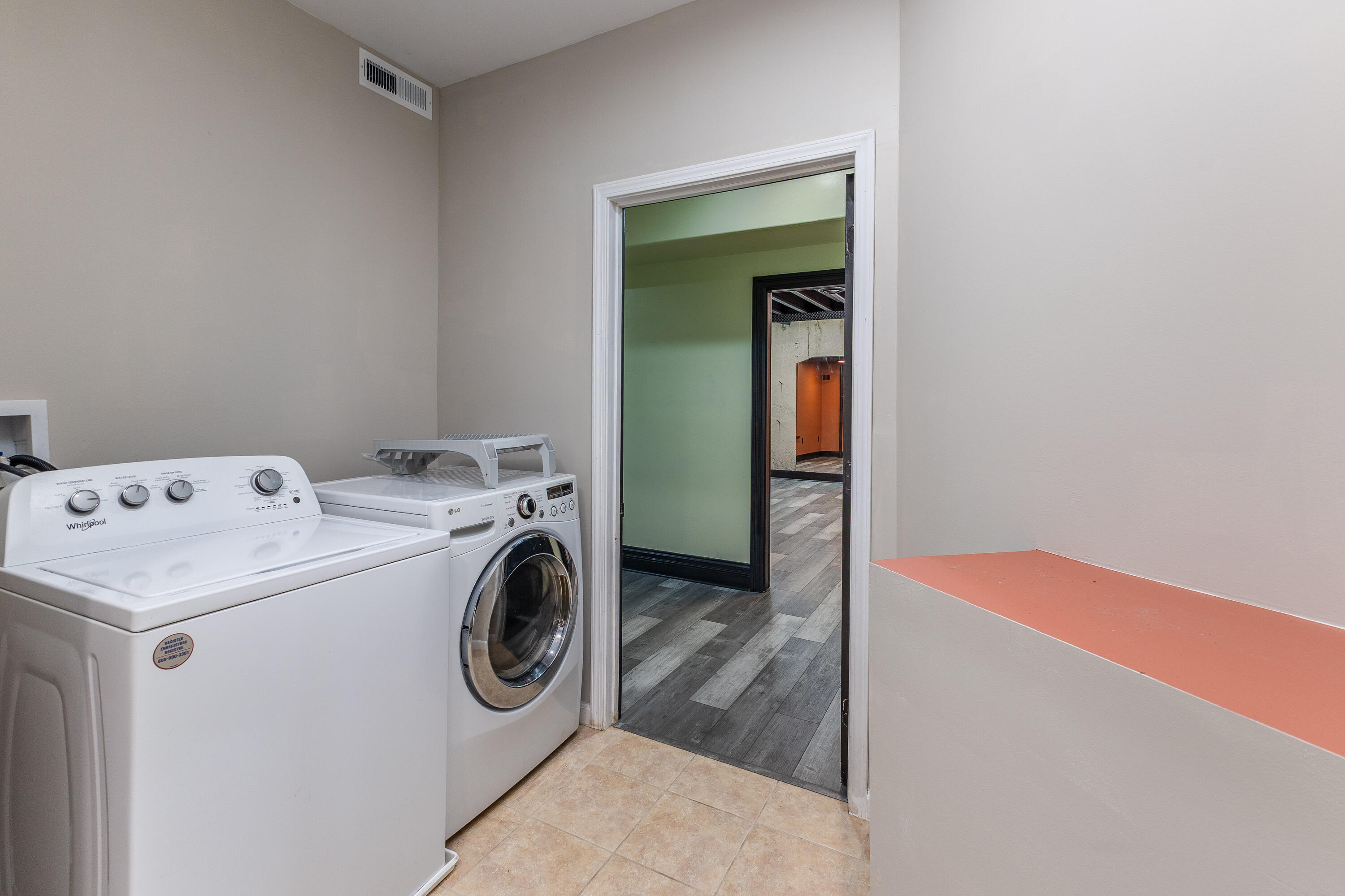 1800 Ash Meadow Court, Xenia, Ohio 45385