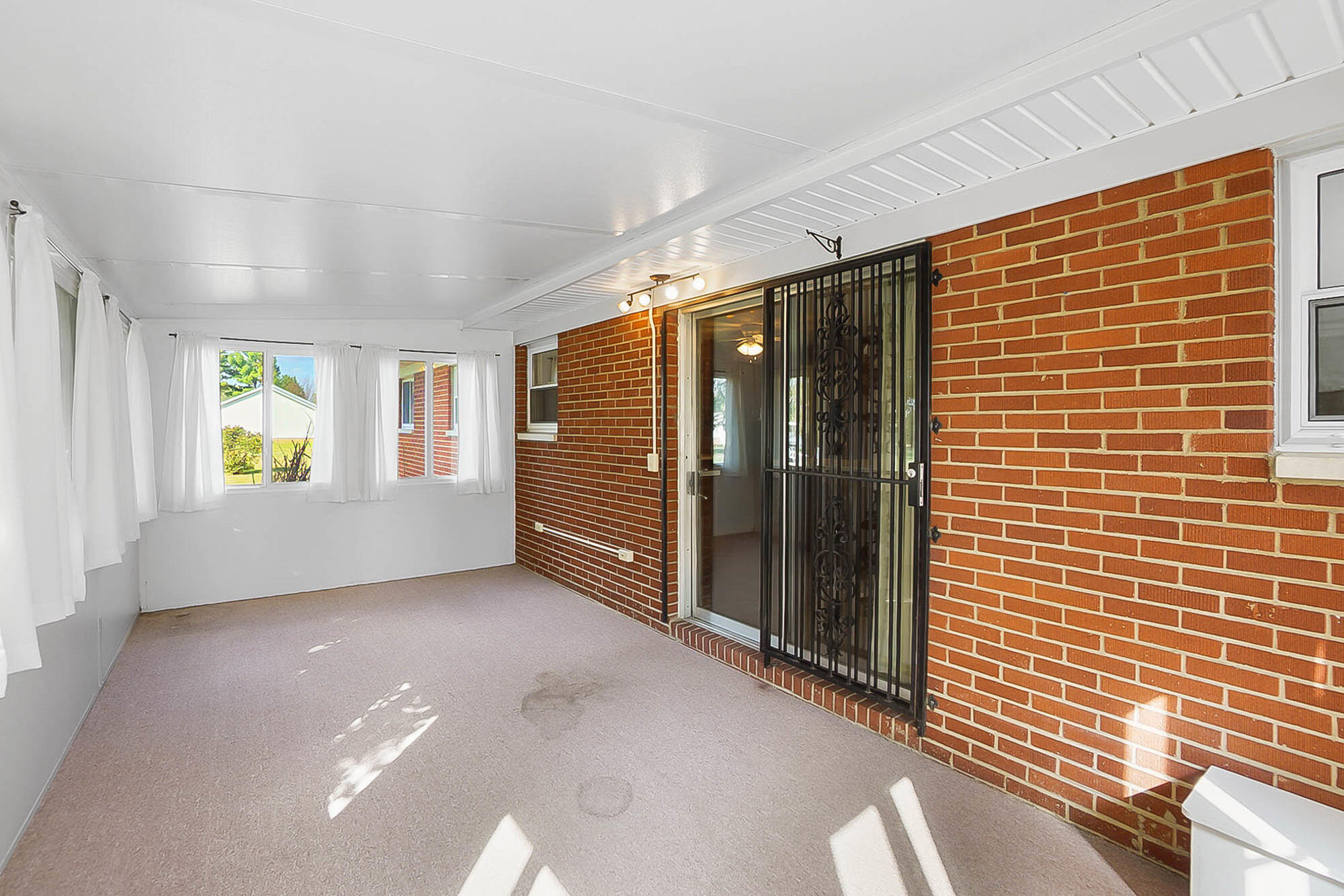 8430 Looney Road, Piqua, Ohio 45356