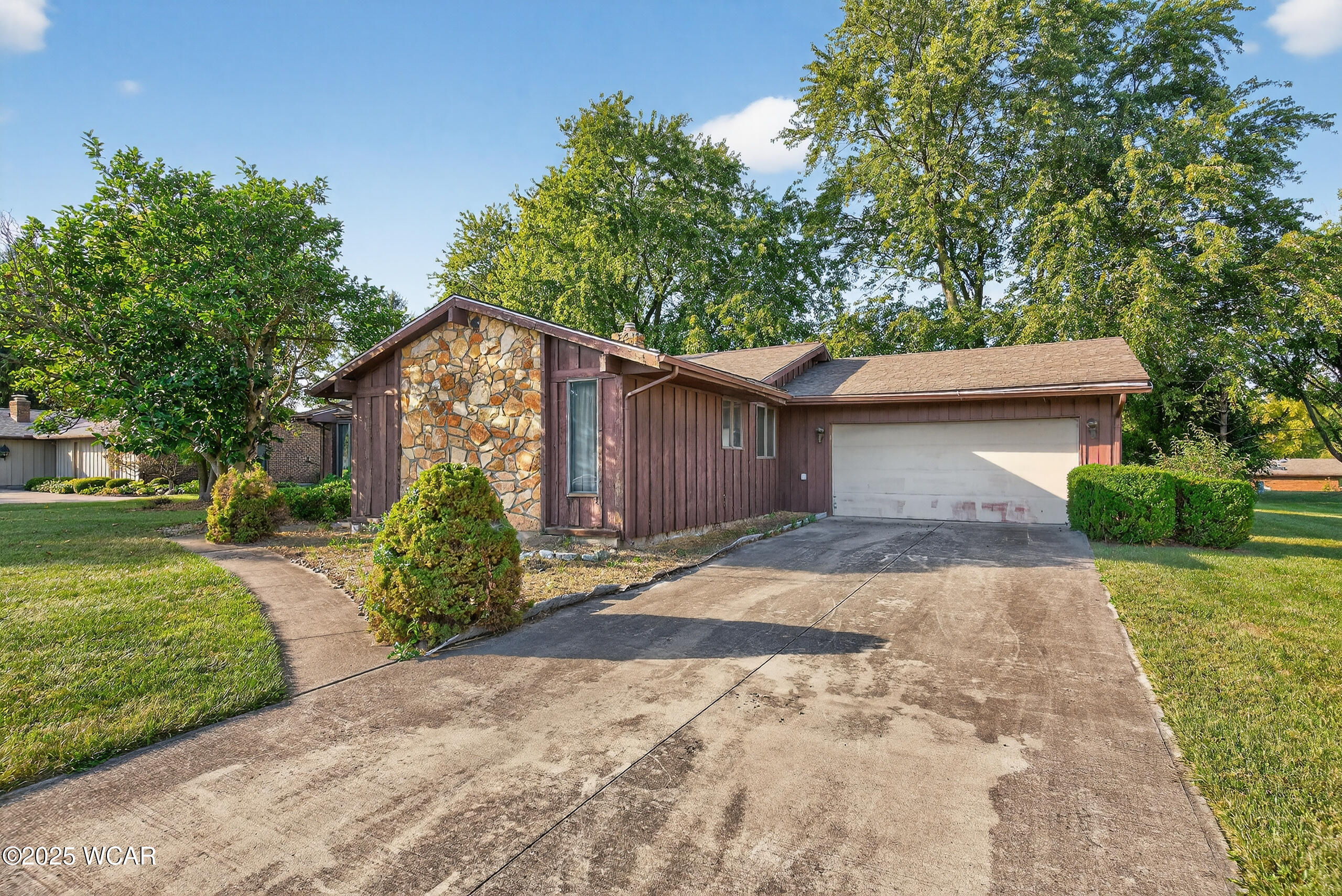 748 Stratford Drive, Sidney, Ohio