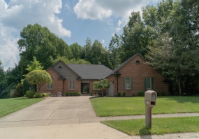 1131 Parkwood Street, Sidney, Ohio 45365, 3 Bedrooms Bedrooms, ,2 BathroomsBathrooms,Residential,For Sale,Parkwood,1041694