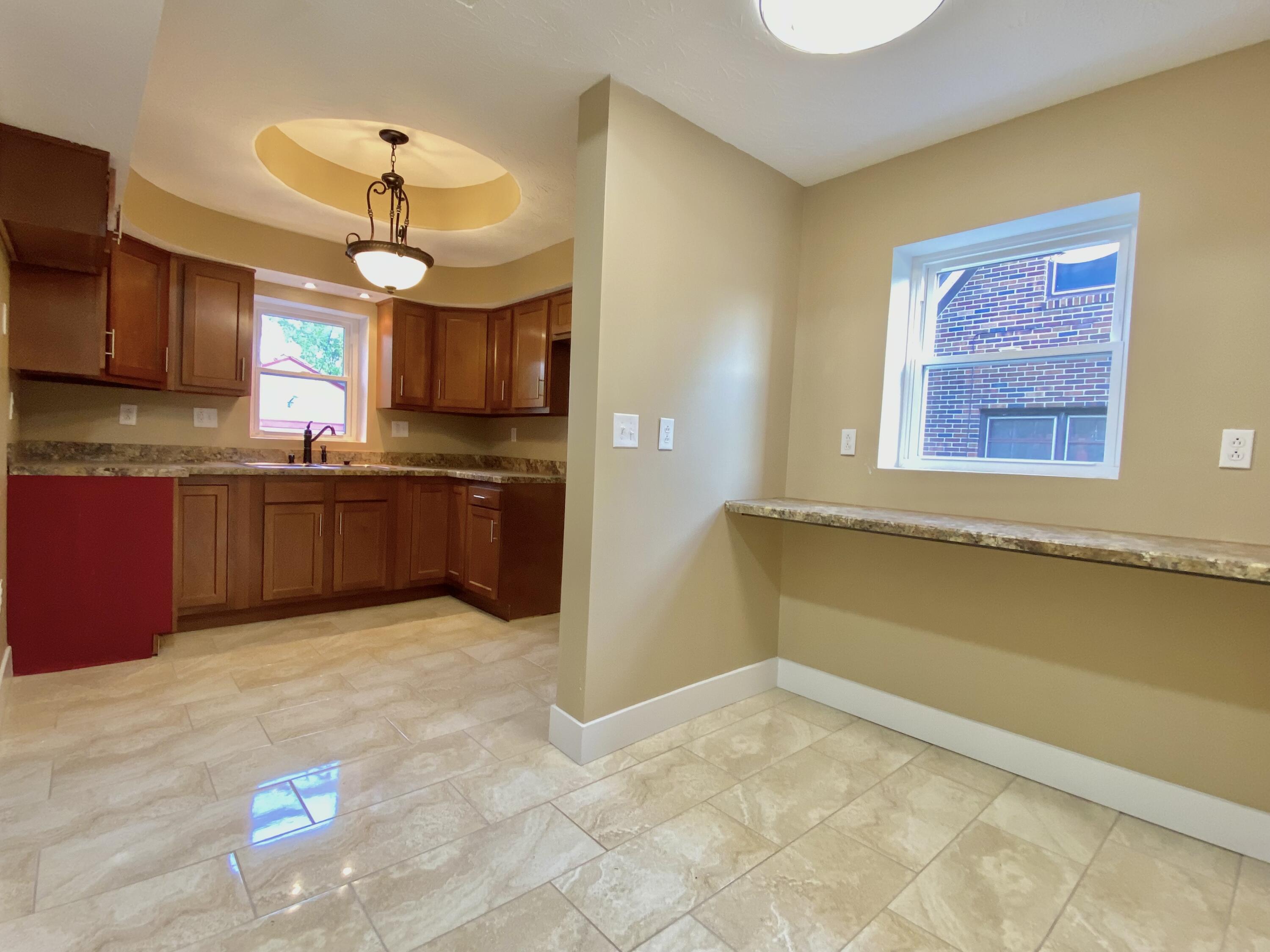 1374 Catalpa Drive, Dayton, Ohio 45406