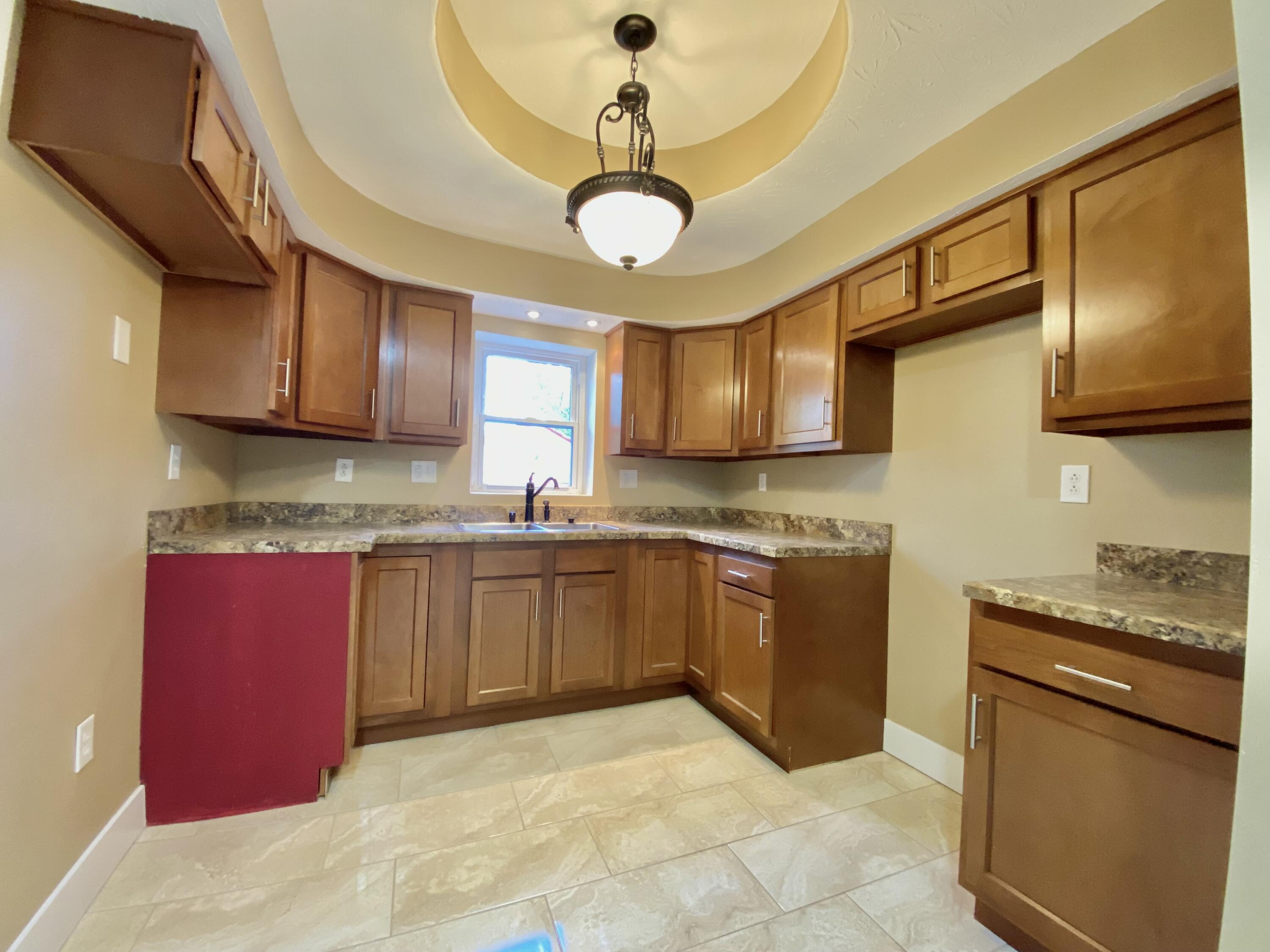 1374 Catalpa Drive, Dayton, Ohio 45406