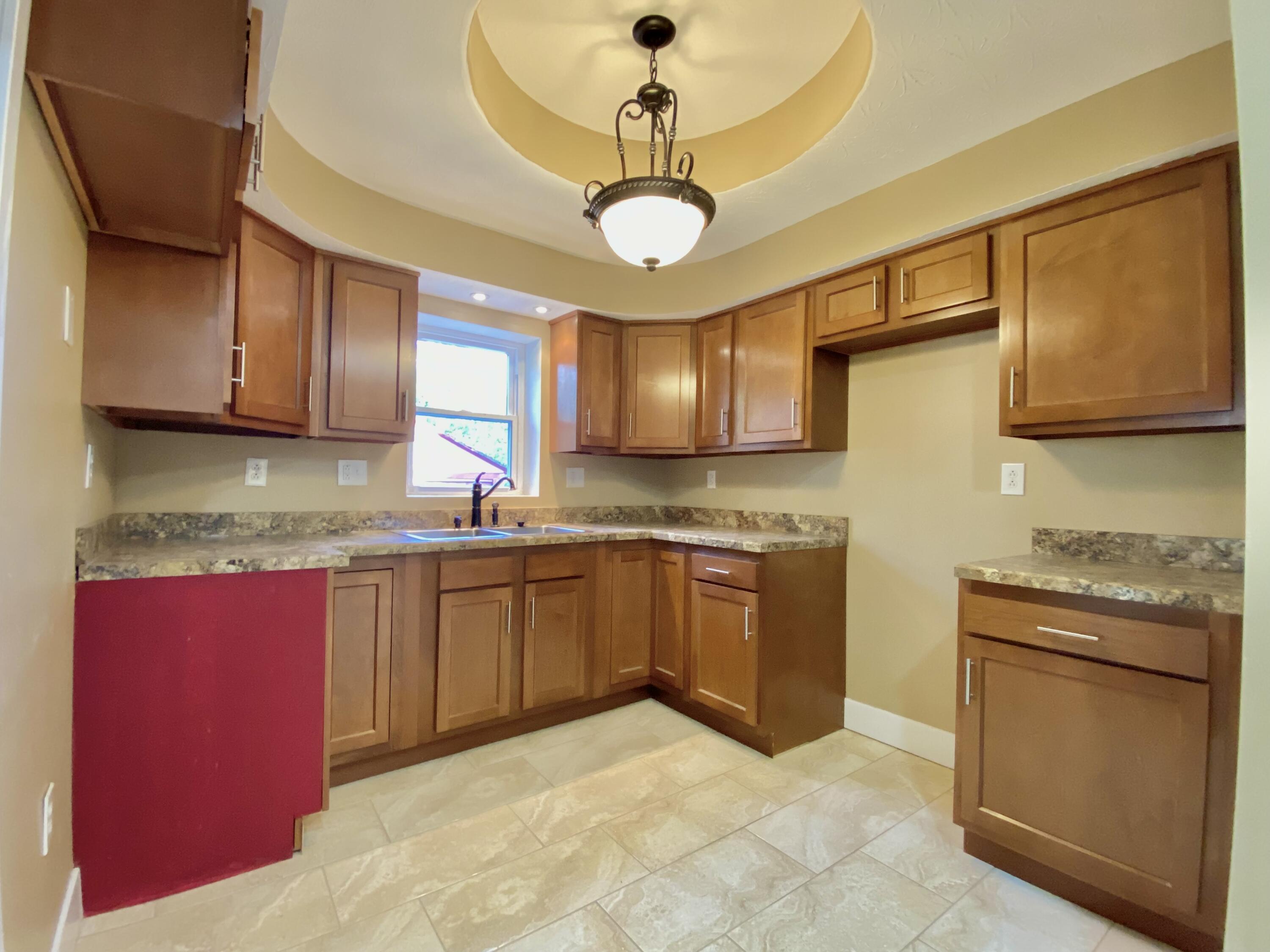 1374 Catalpa Drive, Dayton, Ohio 45406