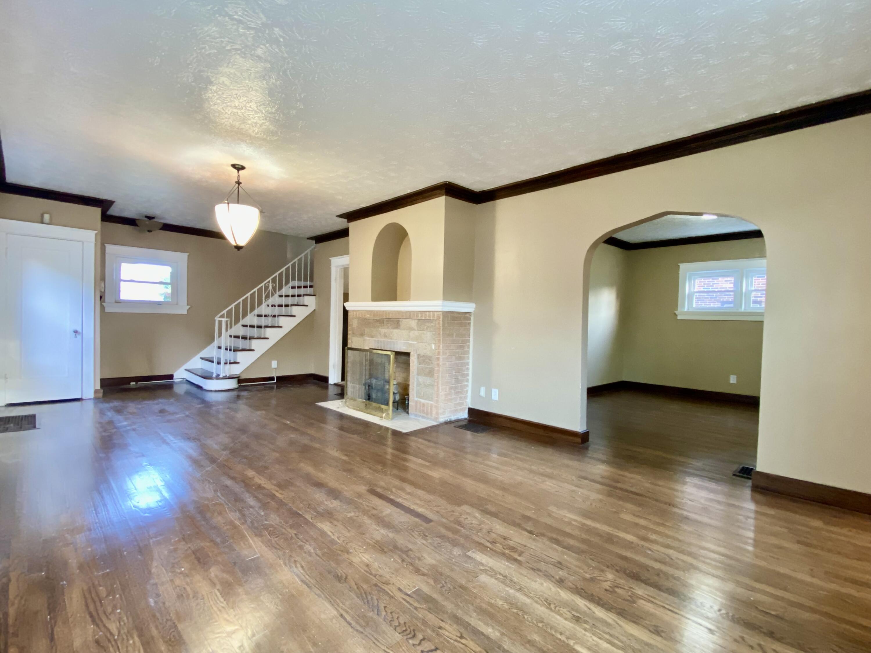 1374 Catalpa Drive, Dayton, Ohio 45406