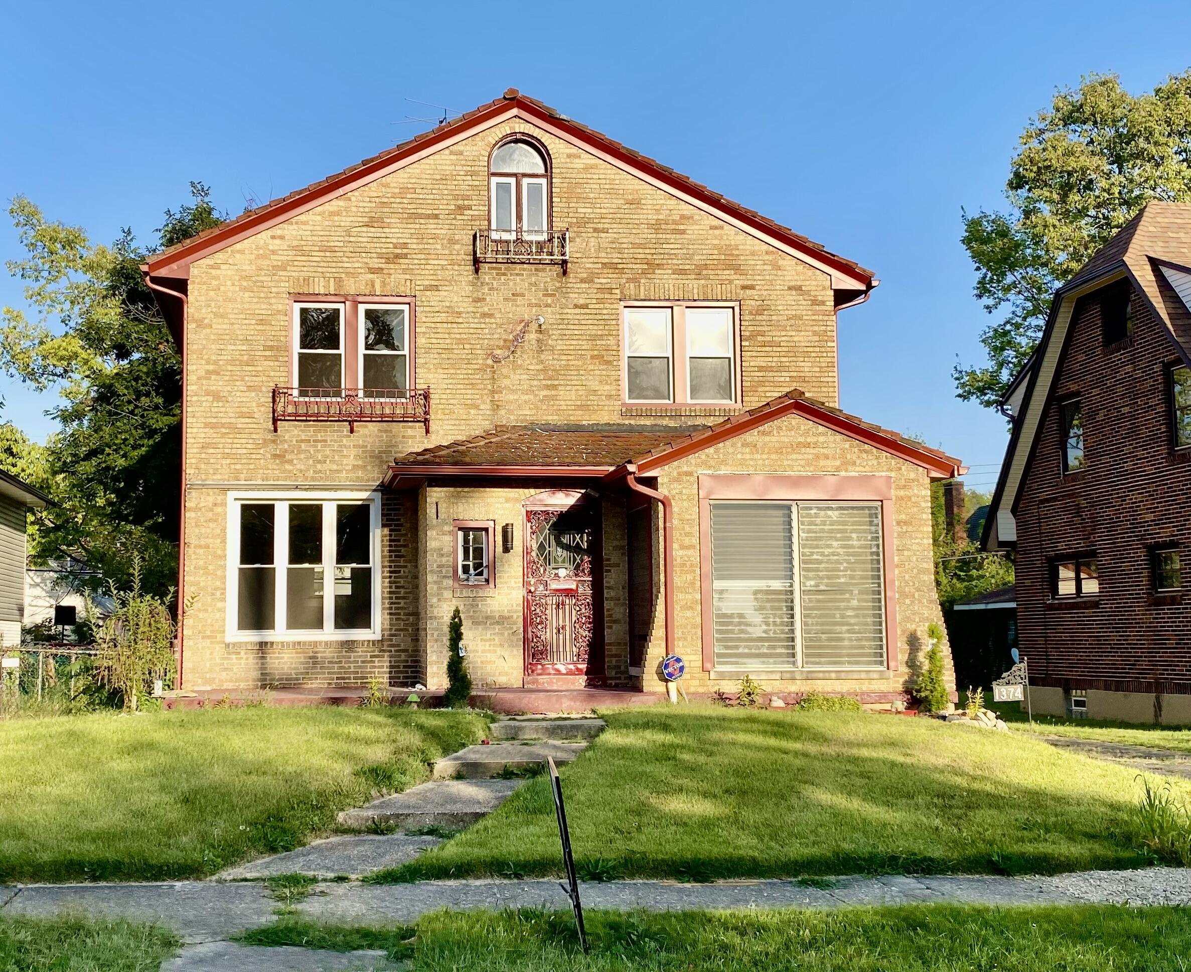 1374 Catalpa Drive, Dayton, Ohio 45406