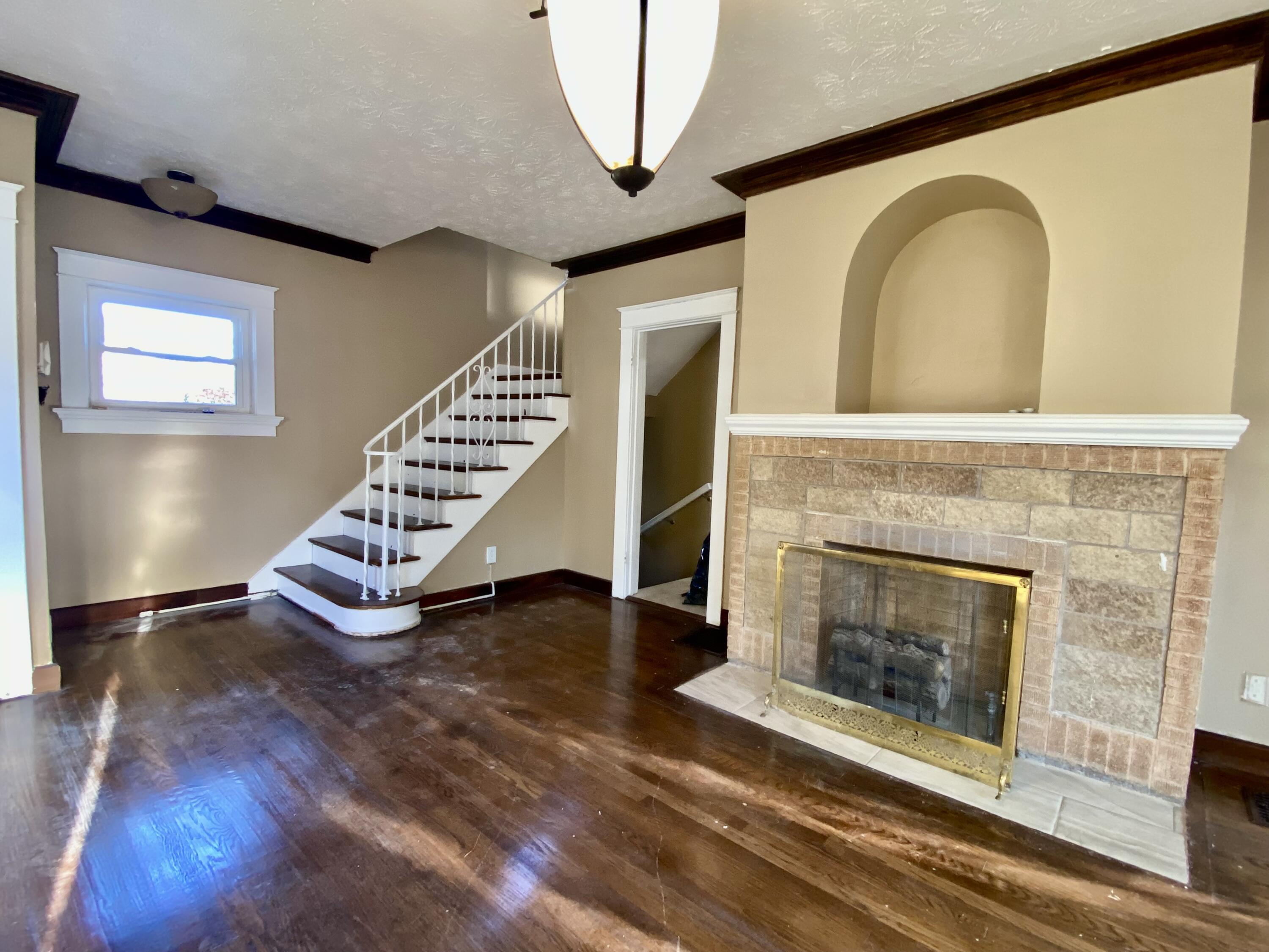 1374 Catalpa Drive, Dayton, Ohio 45406