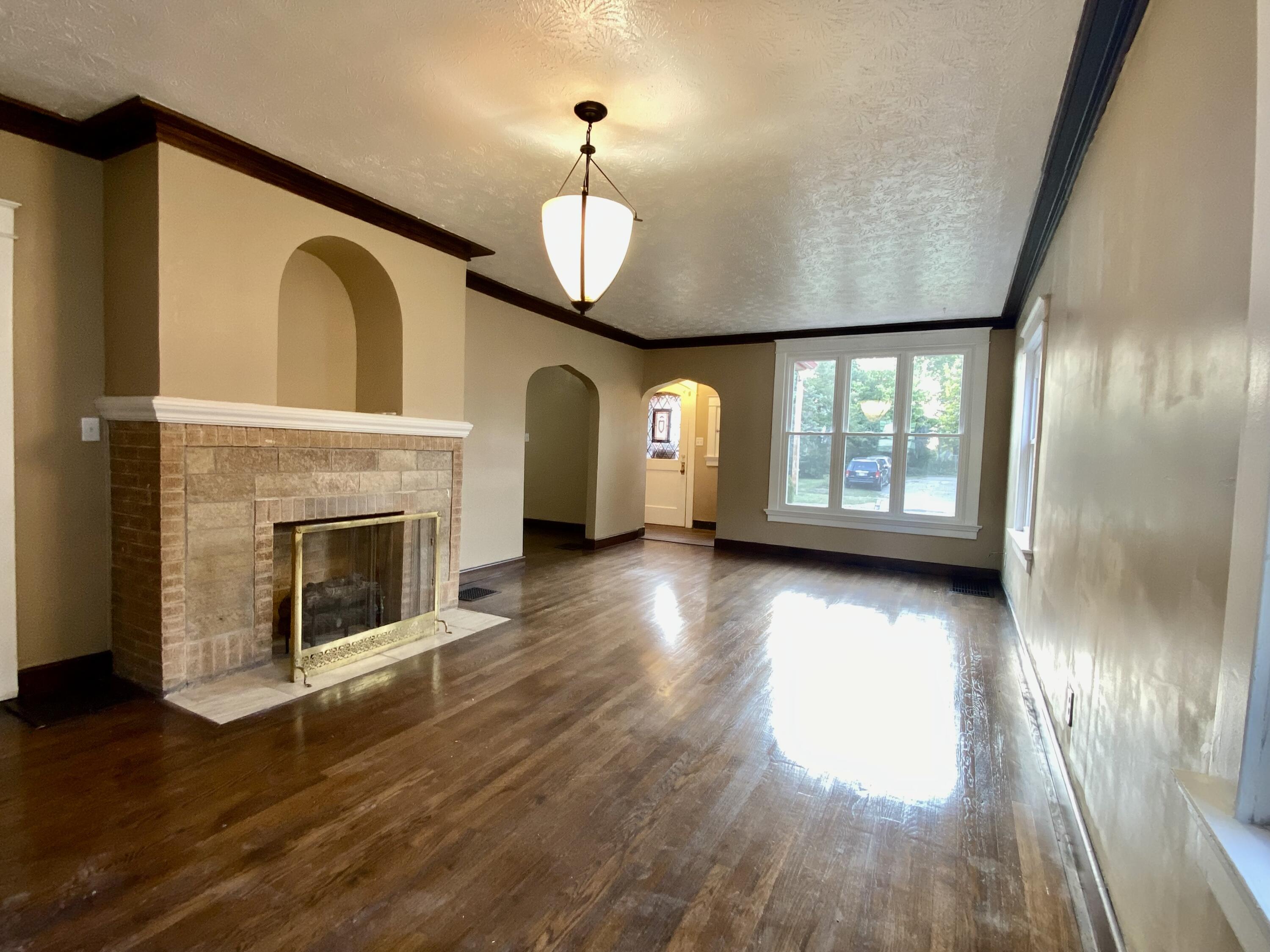 1374 Catalpa Drive, Dayton, Ohio 45406