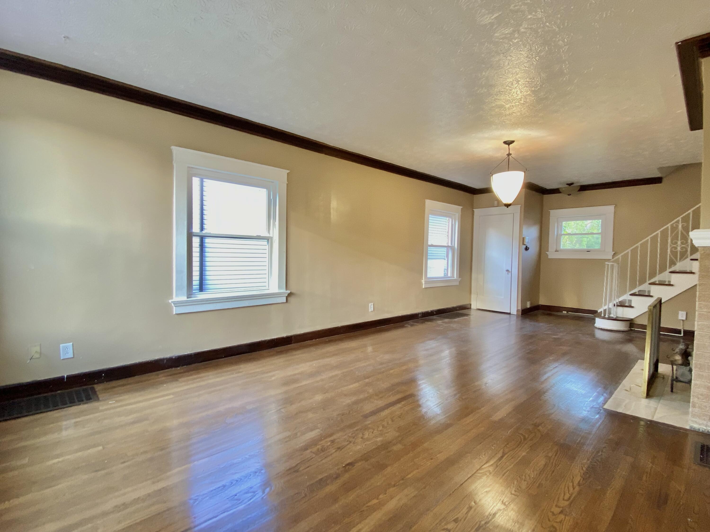 1374 Catalpa Drive, Dayton, Ohio 45406