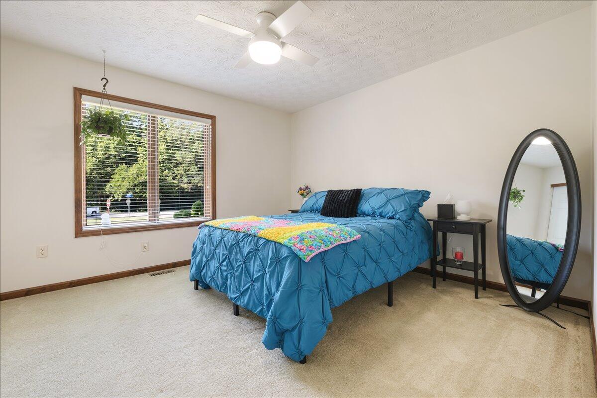 7595 Meeker Road, Dayton, Ohio 45414