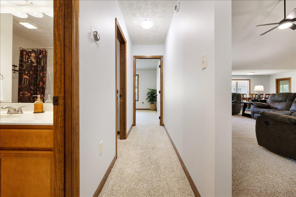 7595 Meeker Road, Dayton, Ohio 45414