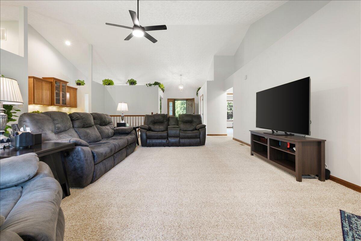 7595 Meeker Road, Dayton, Ohio 45414