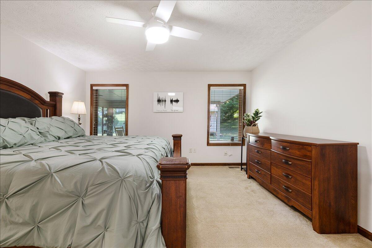 7595 Meeker Road, Dayton, Ohio 45414