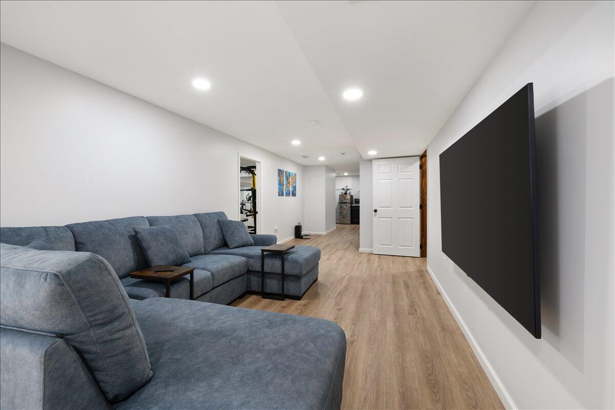 7595 Meeker Road, Dayton, Ohio 45414