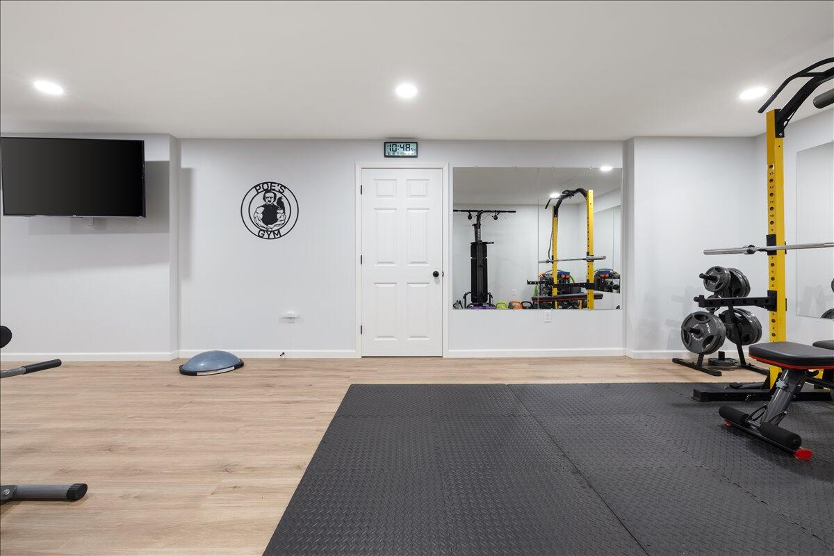 7595 Meeker Road, Dayton, Ohio 45414