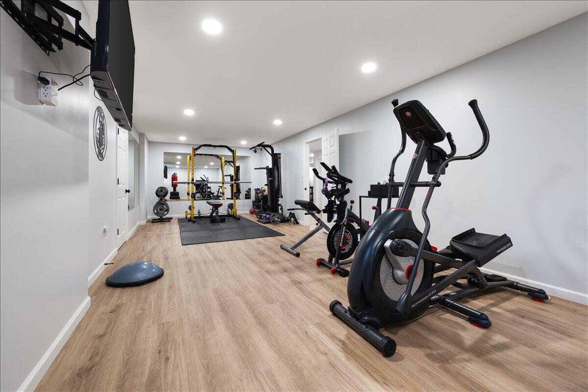 7595 Meeker Road, Dayton, Ohio 45414