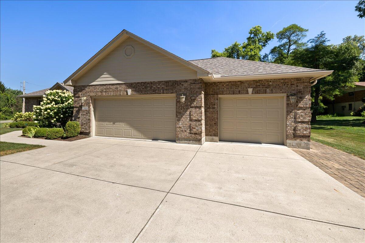 7595 Meeker Road, Dayton, Ohio 45414