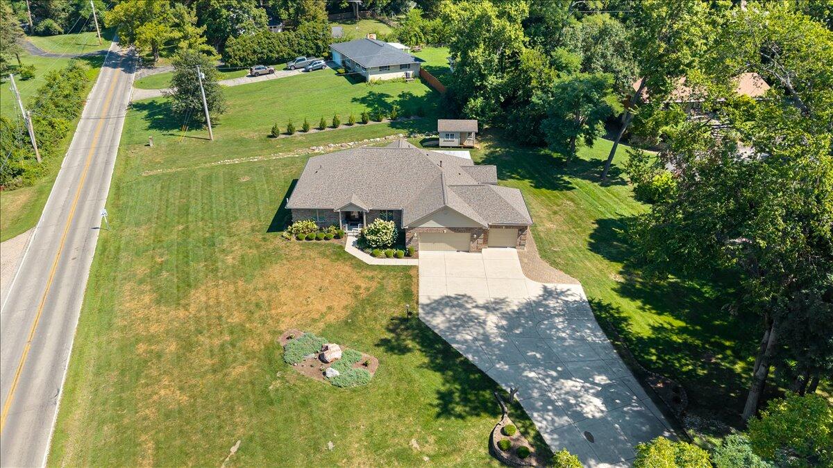 7595 Meeker Road, Dayton, Ohio 45414