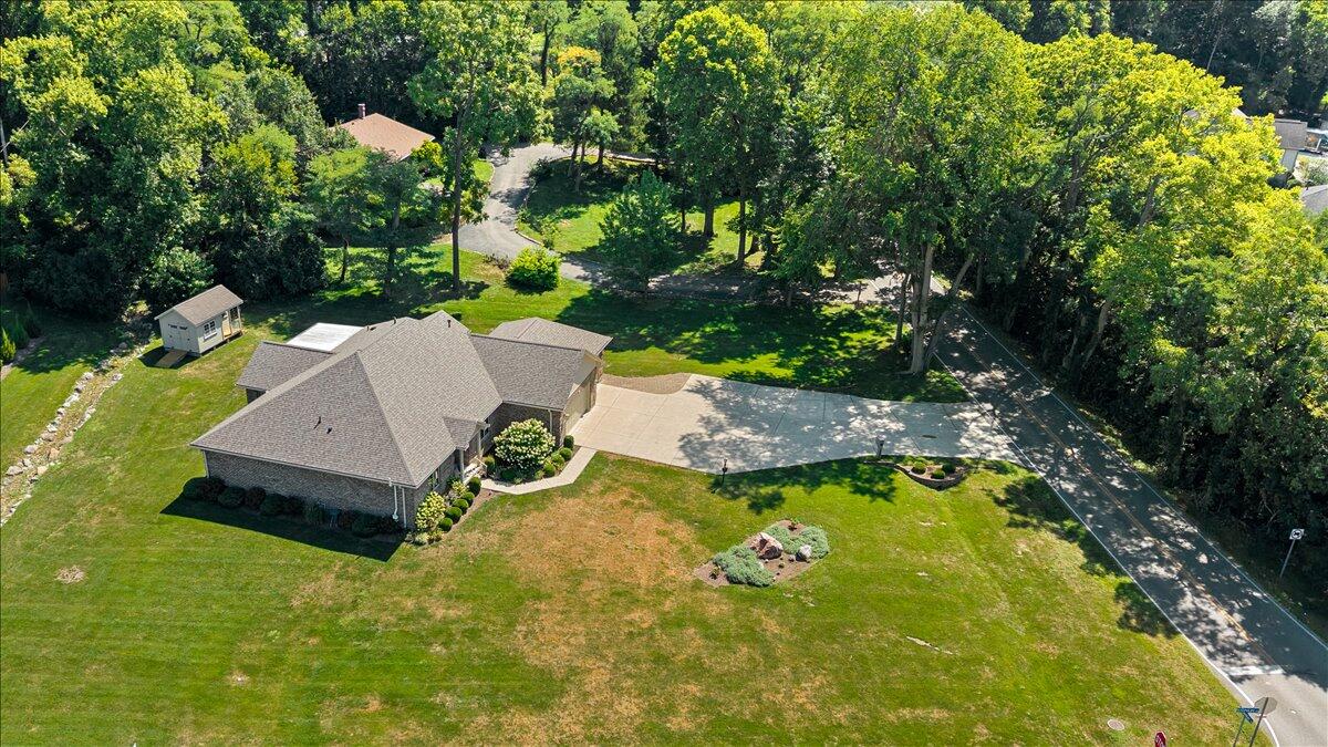 7595 Meeker Road, Dayton, Ohio 45414