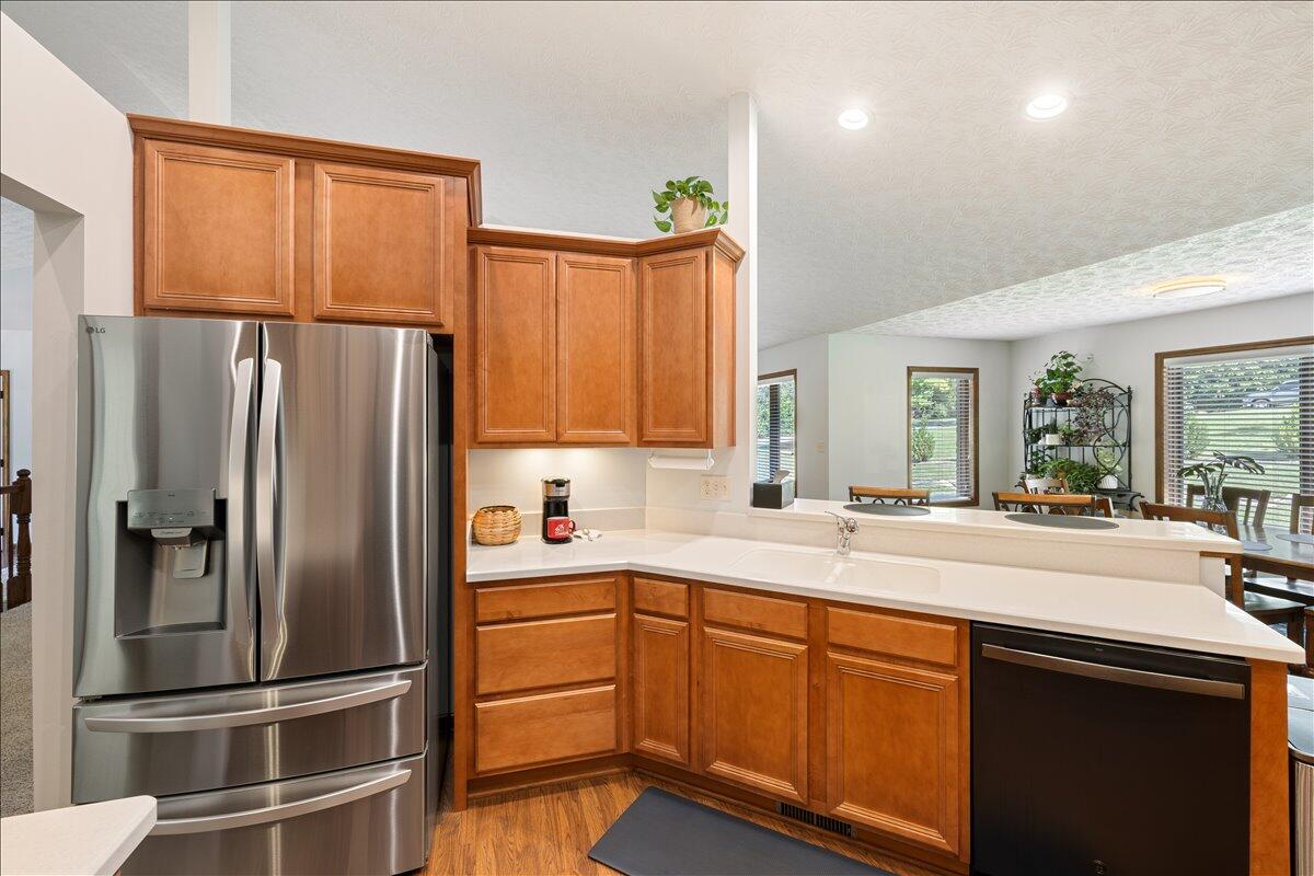 7595 Meeker Road, Dayton, Ohio 45414