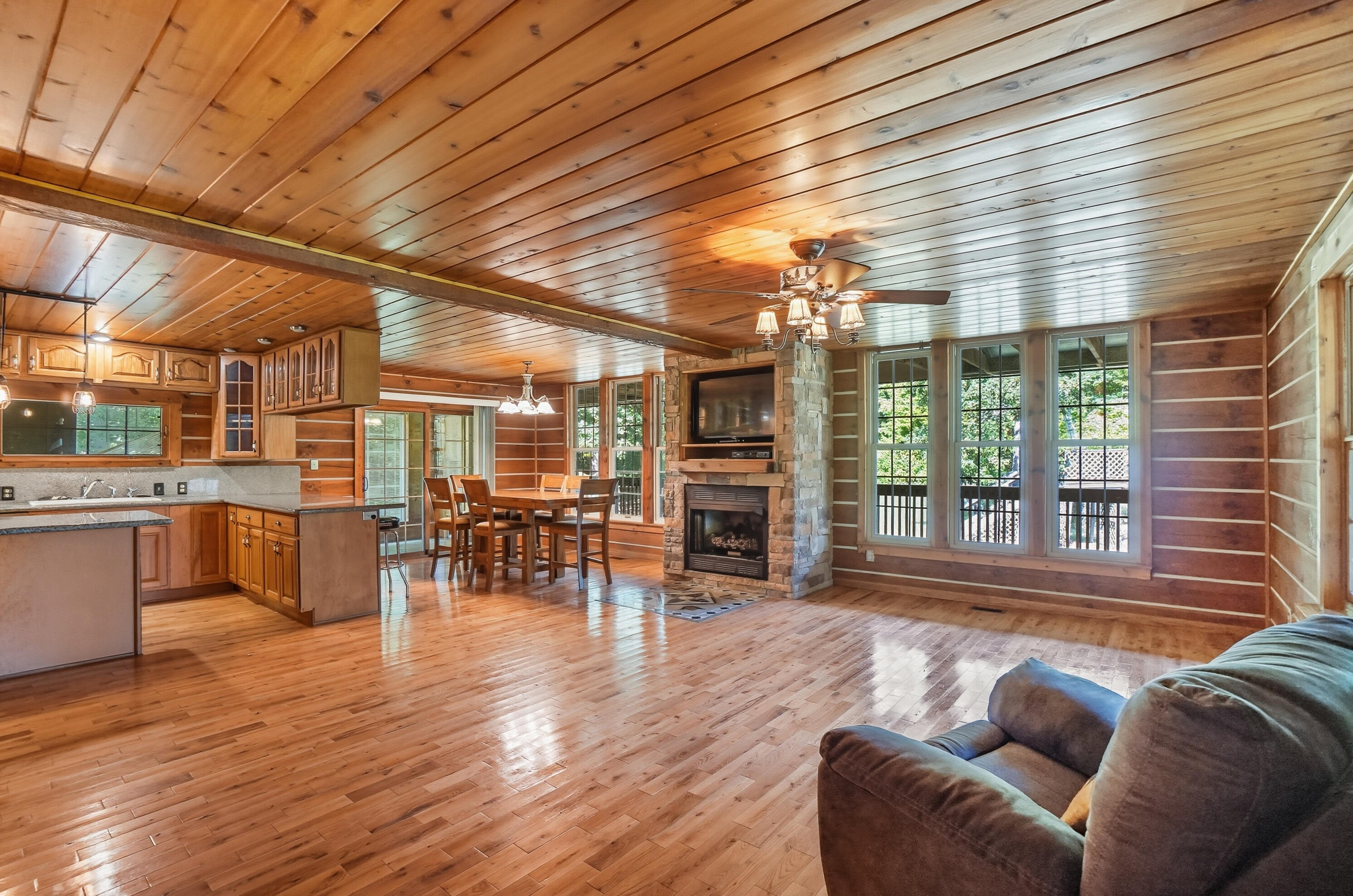 170 Parkview Road, Woodstock, Ohio 43084